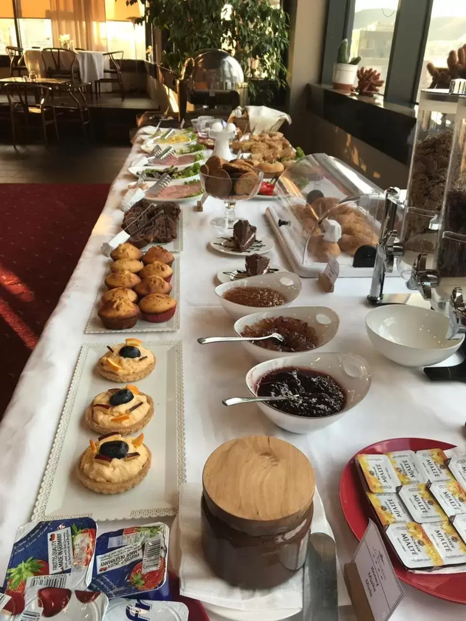 Buffet breakfast in La Bohème Hotel