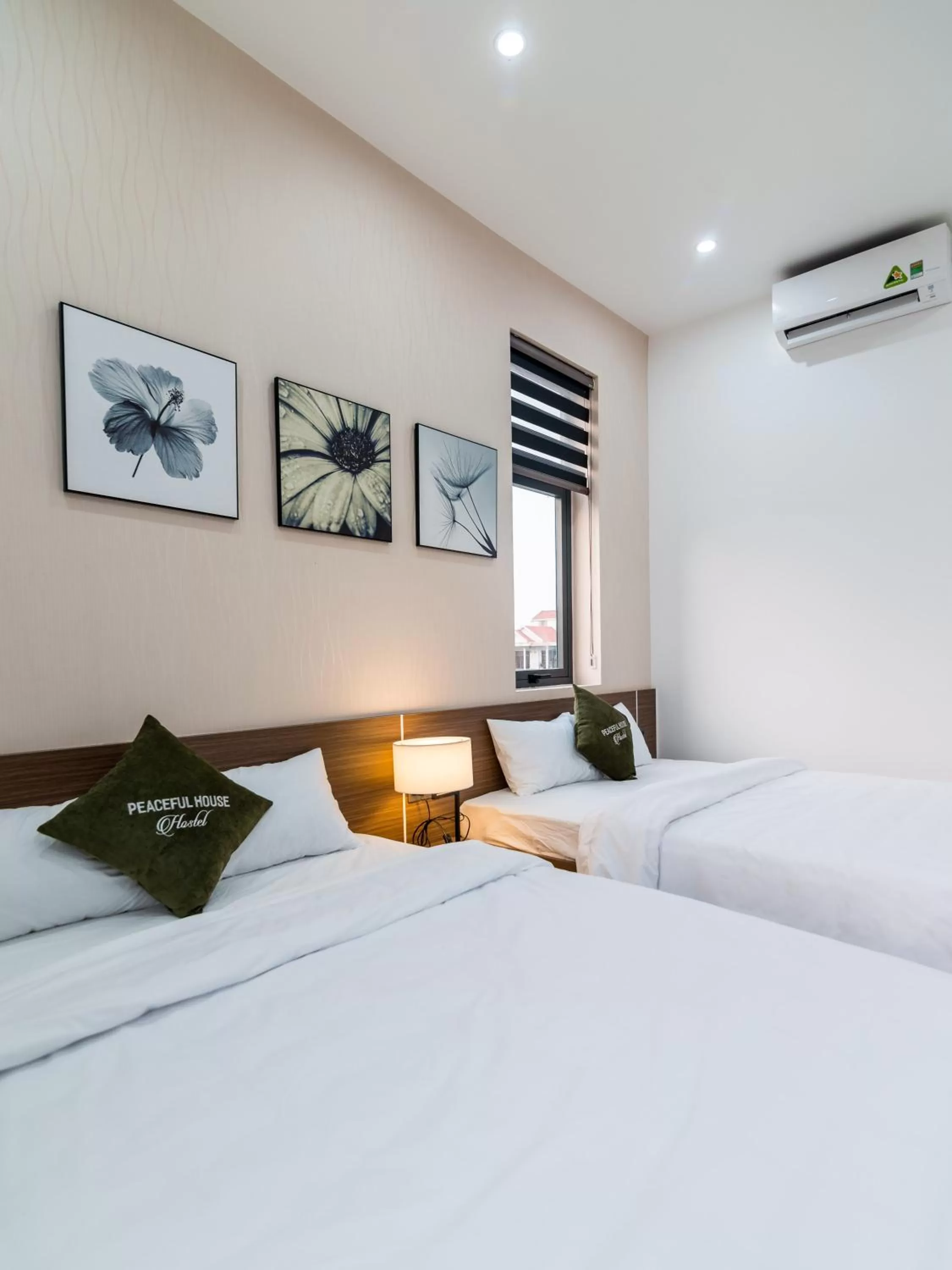 Bed in Peaceful House Hostel