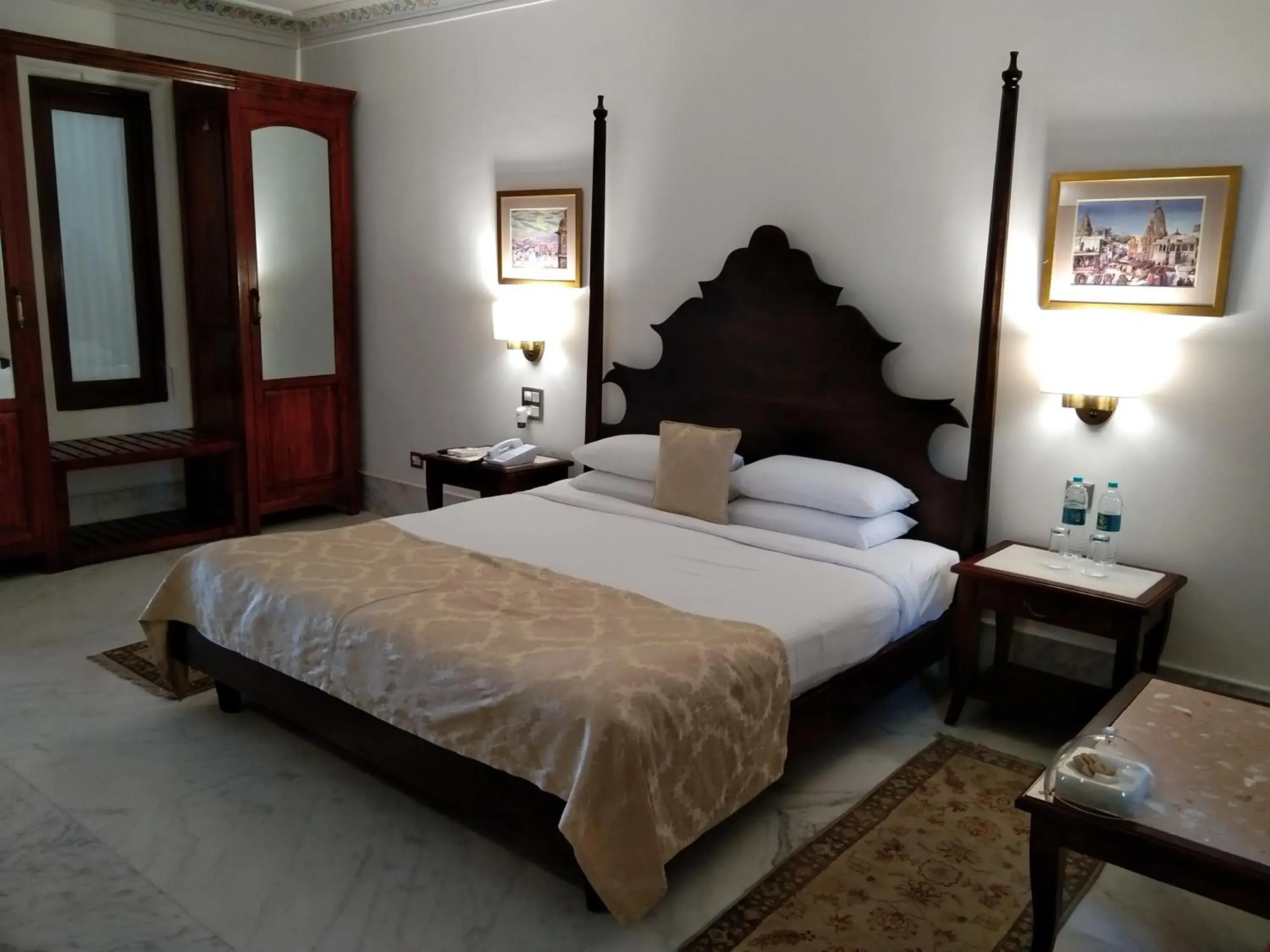 Bed in Fateh Garh Resort by Fateh Collection