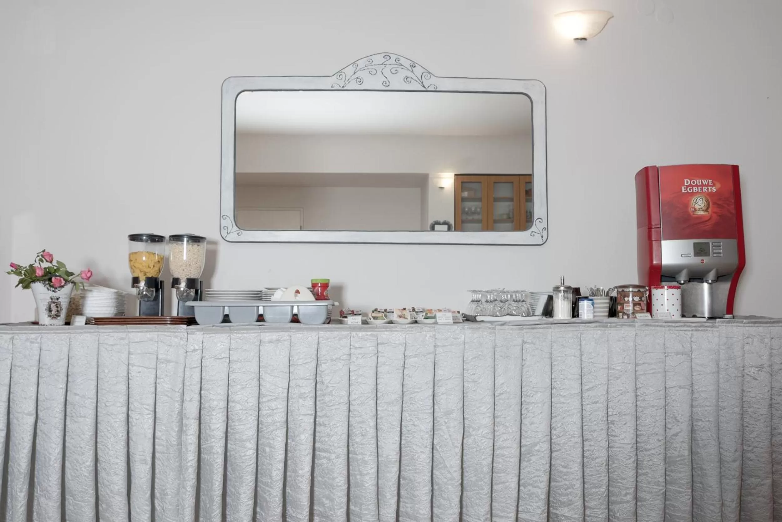 Coffee/tea facilities in Hotel Fala Zagreb