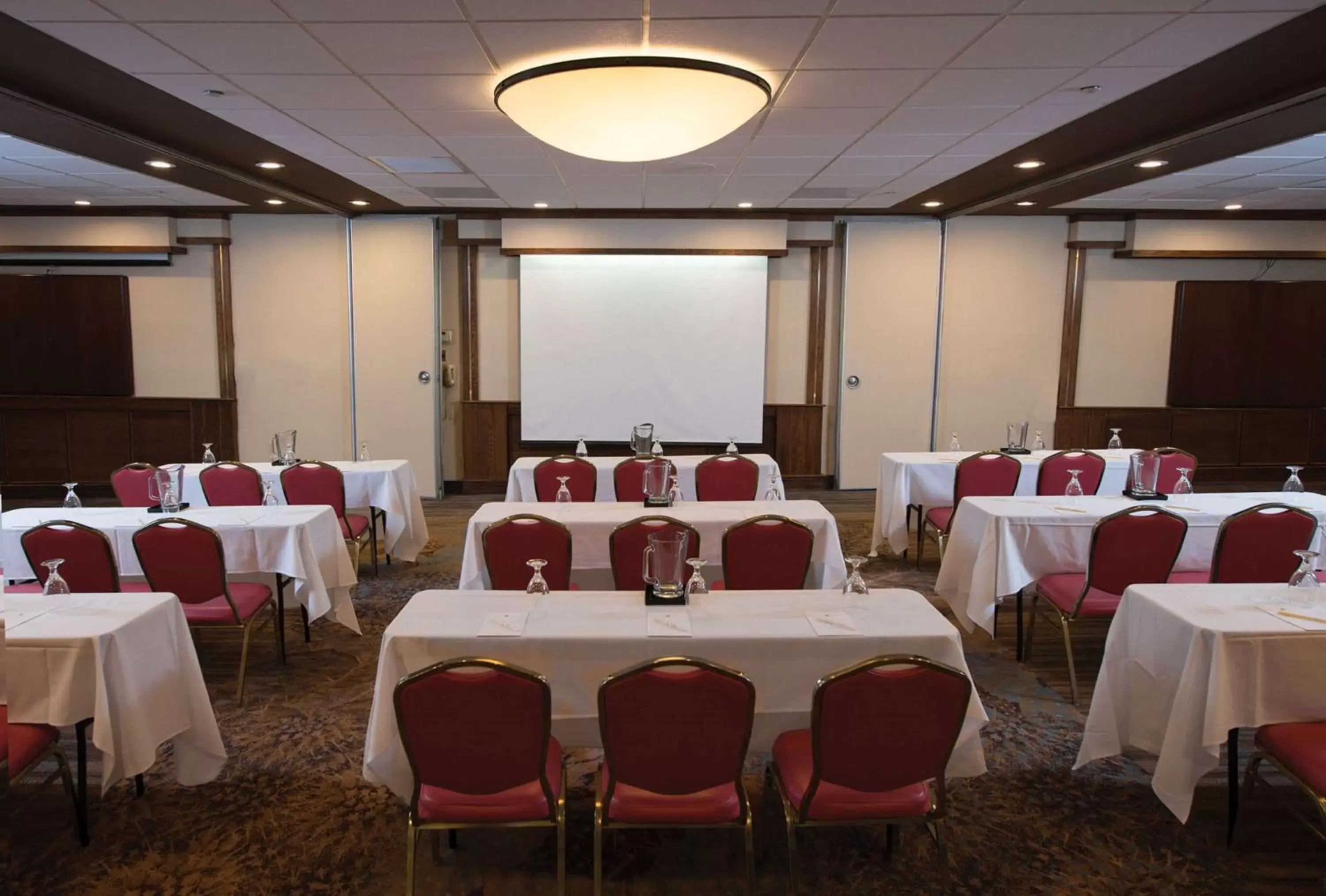 Meeting/conference room in DoubleTree Suites by Hilton Tucson-Williams Center