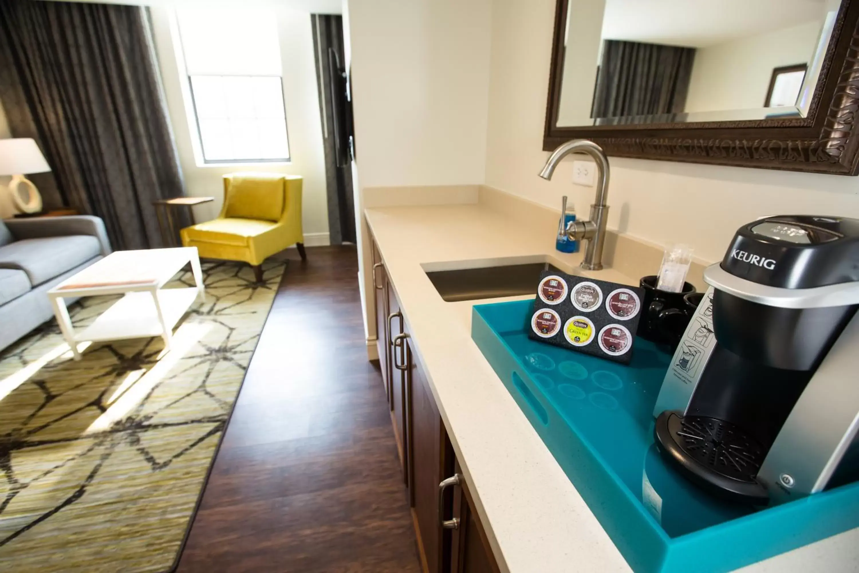 Photo of the whole room, Kitchen/Kitchenette in Hotel Indigo Baltimore Downtown, an IHG Hotel