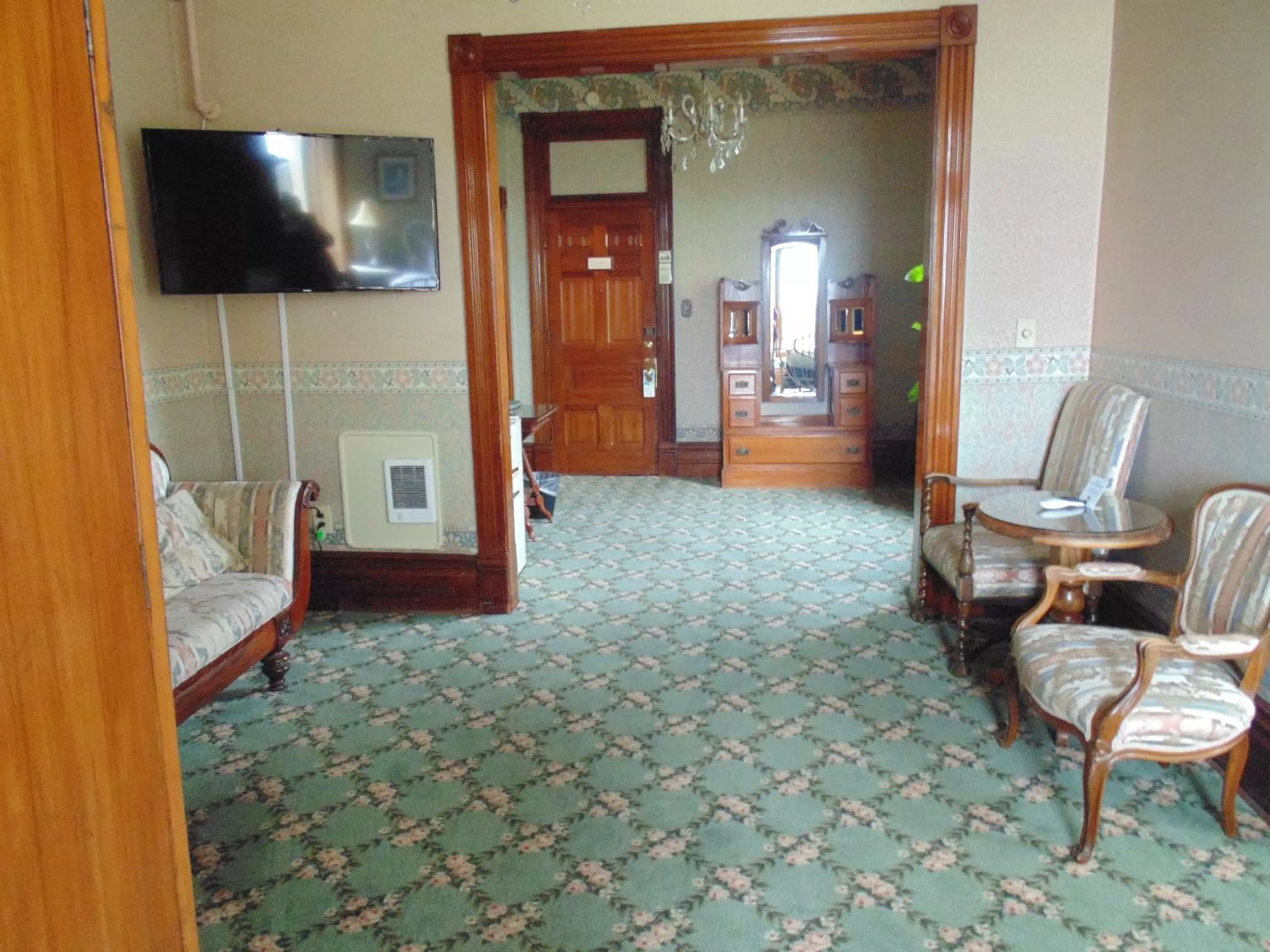 TV and multimedia in Manresa Castle