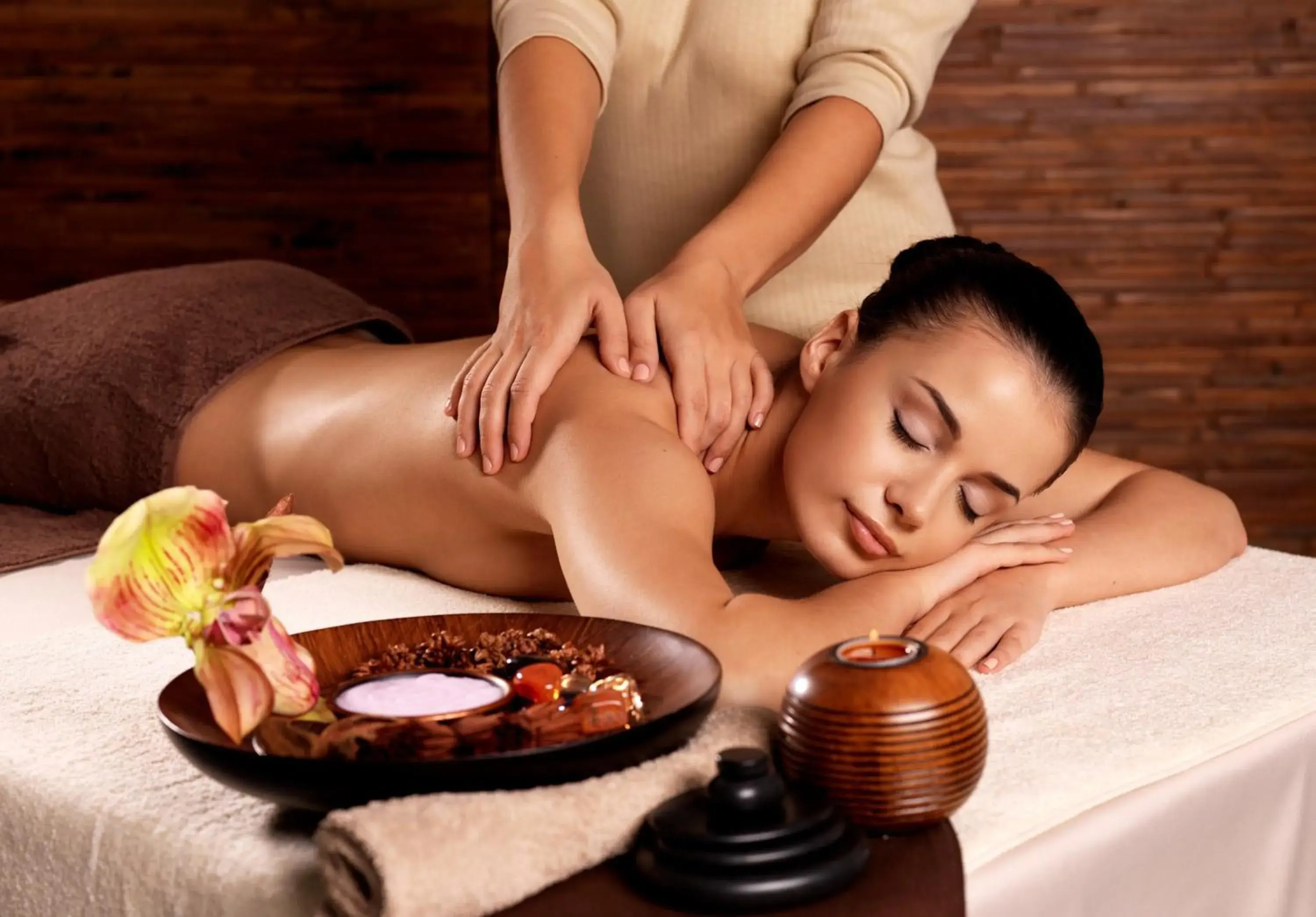 Massage in TJ Patong Hotel - SHA Plus