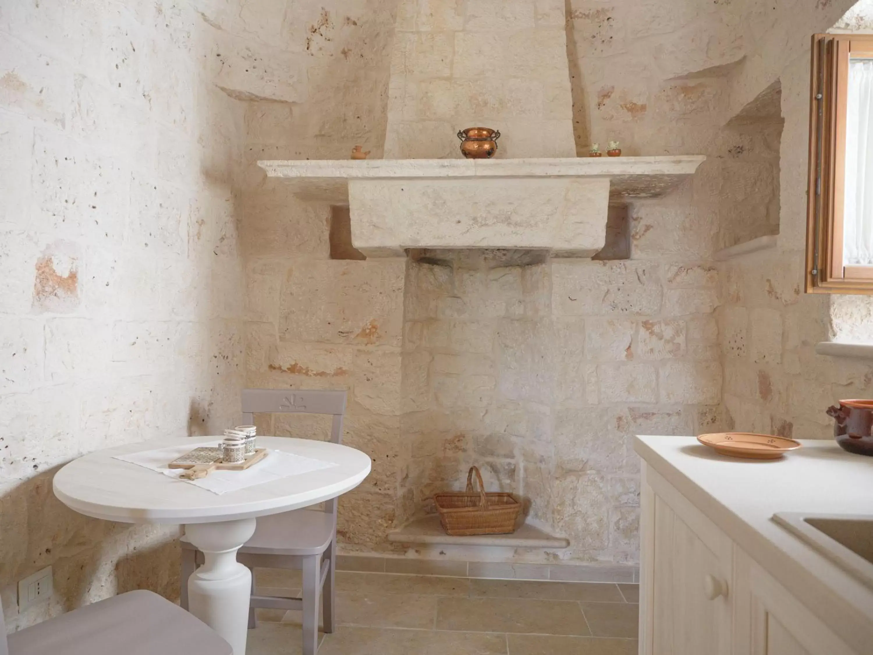 Kitchen or kitchenette, Bathroom in Rifugio di Puglia - Trulli & Dimore