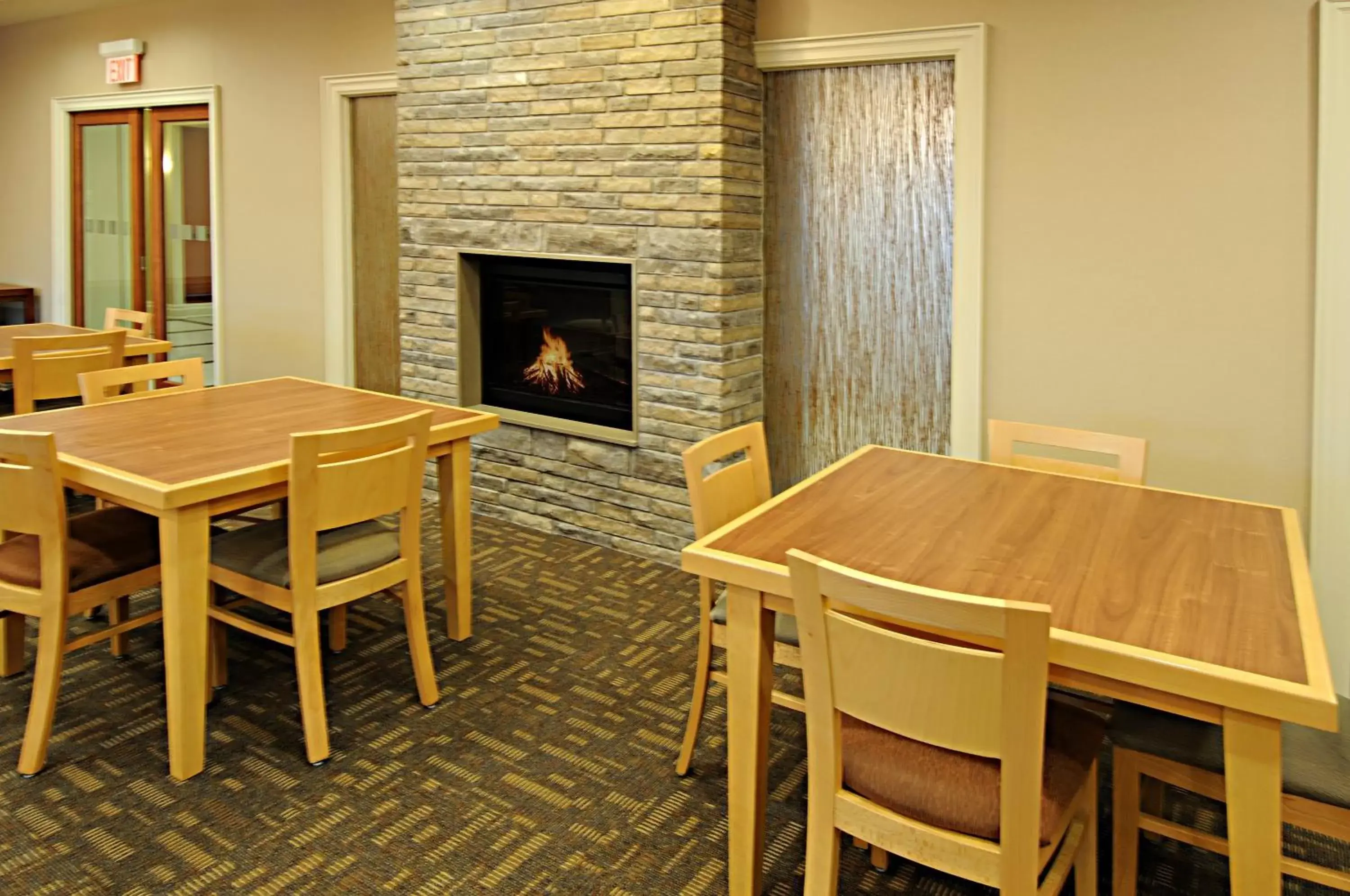 Breakfast, Dining Area in Holiday Inn Express & Suites Vaughan-Southwest, an IHG Hotel