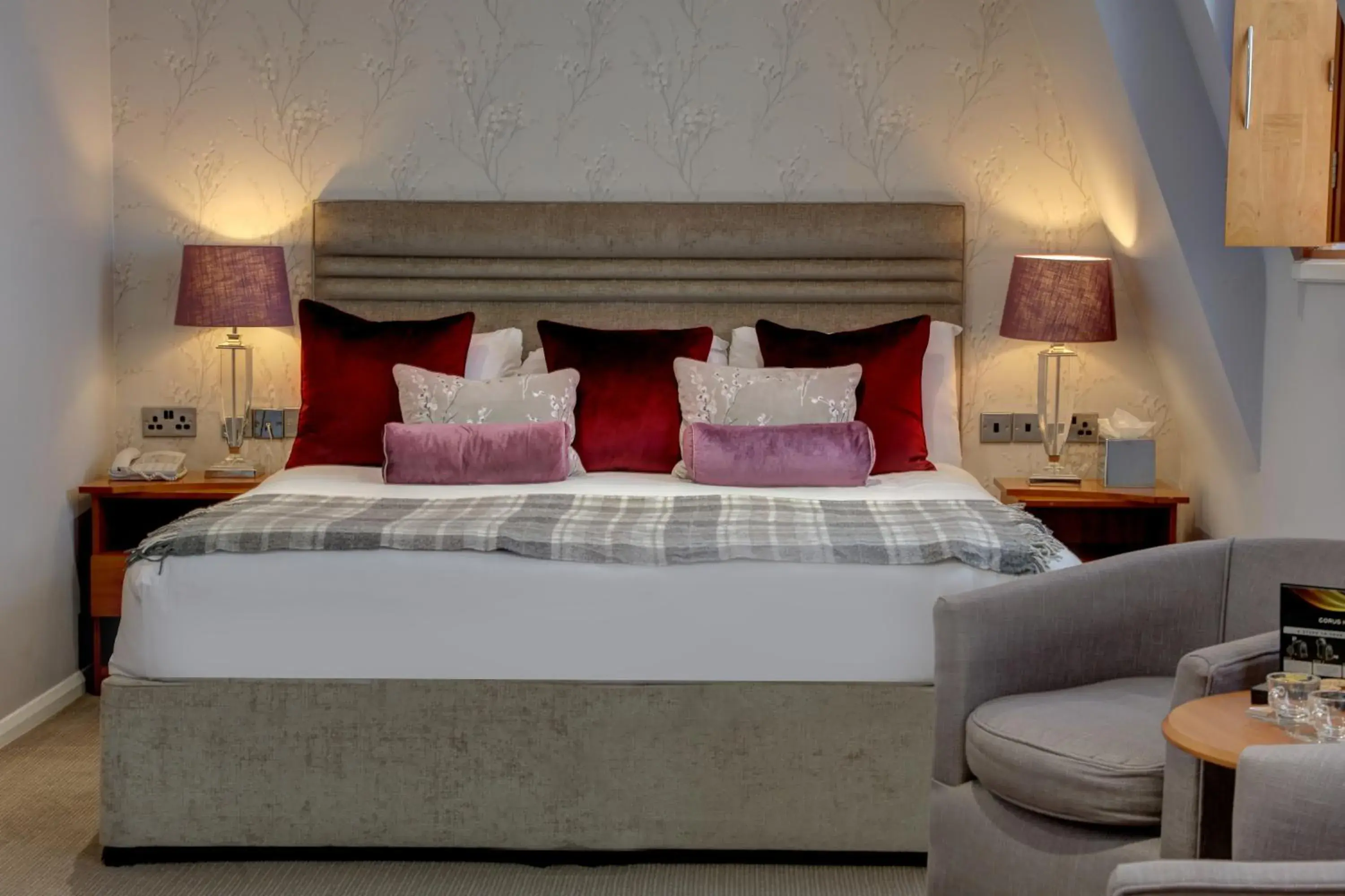 Bed in Corus Hyde Park Hotel Bed in Corus Hyde Park Hotel