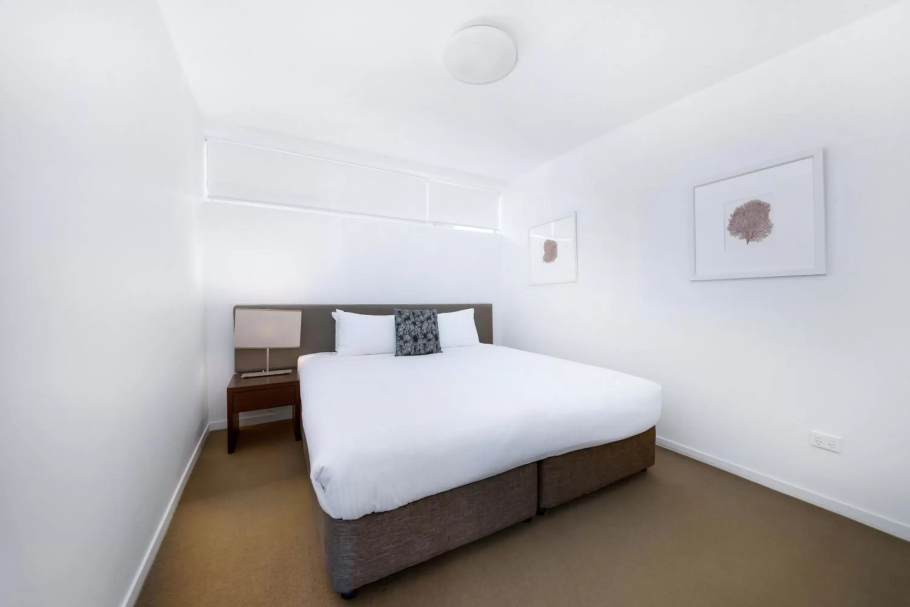 Bedroom, Bed in Echelon Apartments Yeppoon