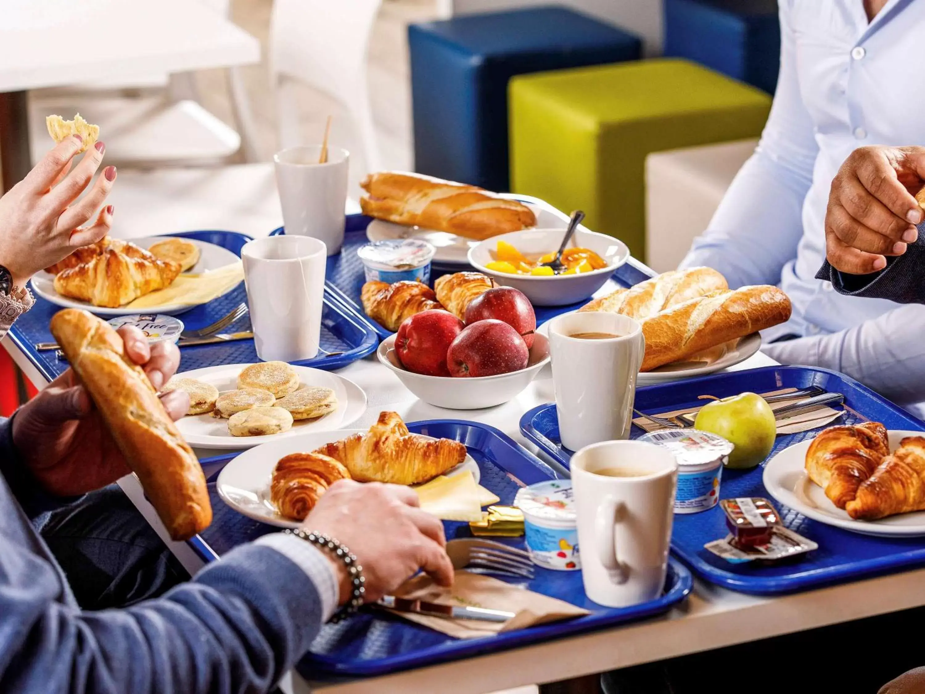 Restaurant/places to eat in ibis budget Cardiff Centre Restaurant/places to eat in ibis budget Cardiff Centre