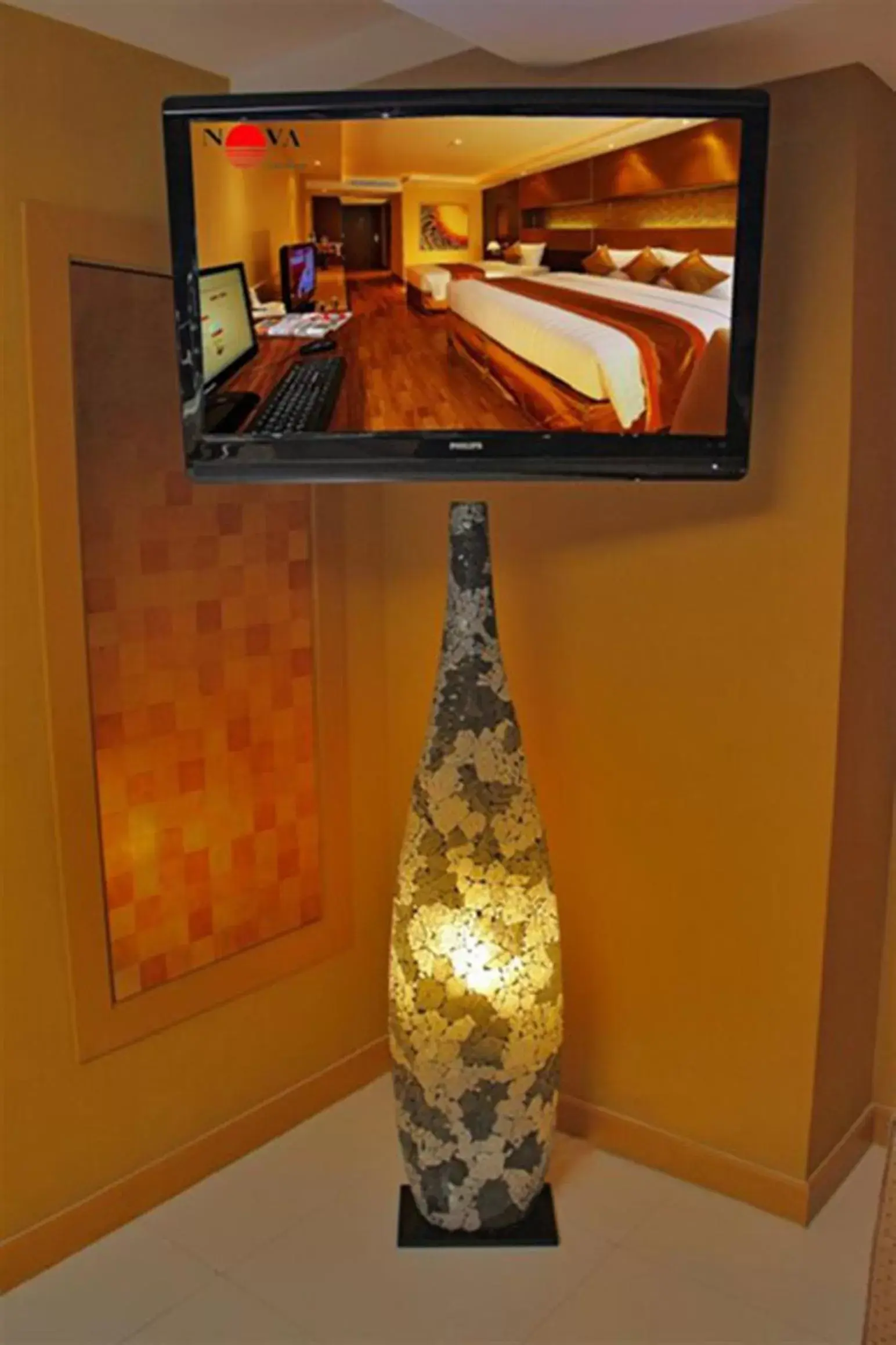 TV and multimedia, TV/Entertainment Center in Nova Gold Hotel by Compass Hospitality