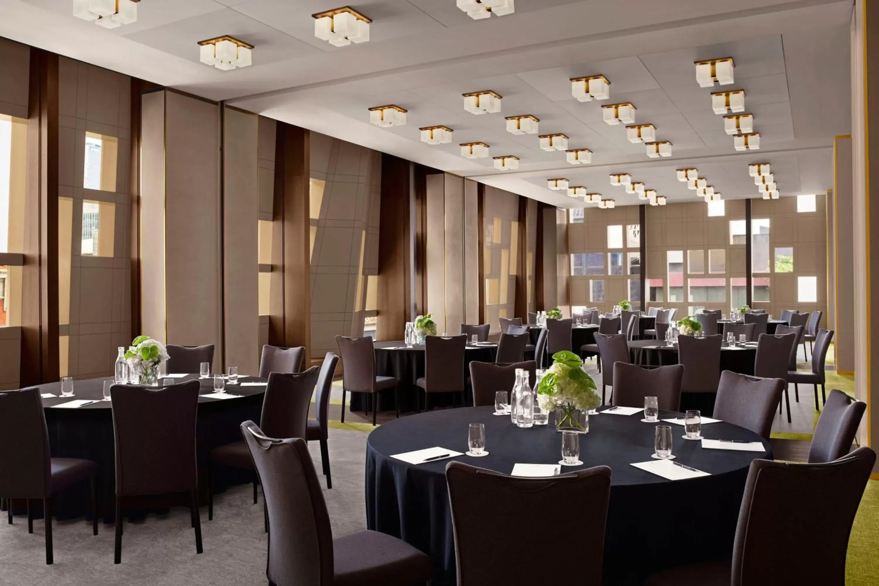 Meeting/conference room, Restaurant/Places to Eat in The Ritz-Carlton, Melbourne