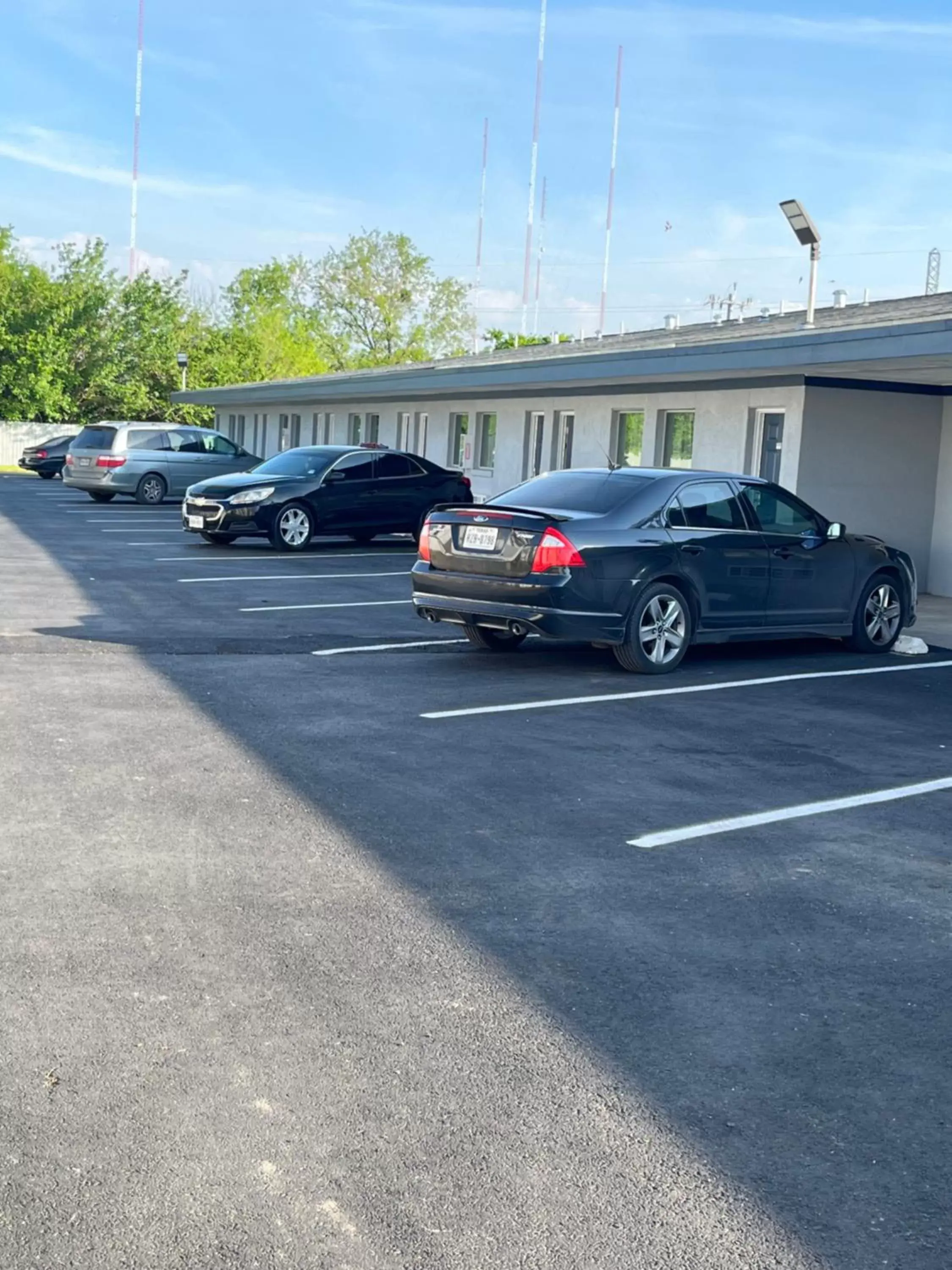 Property Building in Broadway Inn Motel