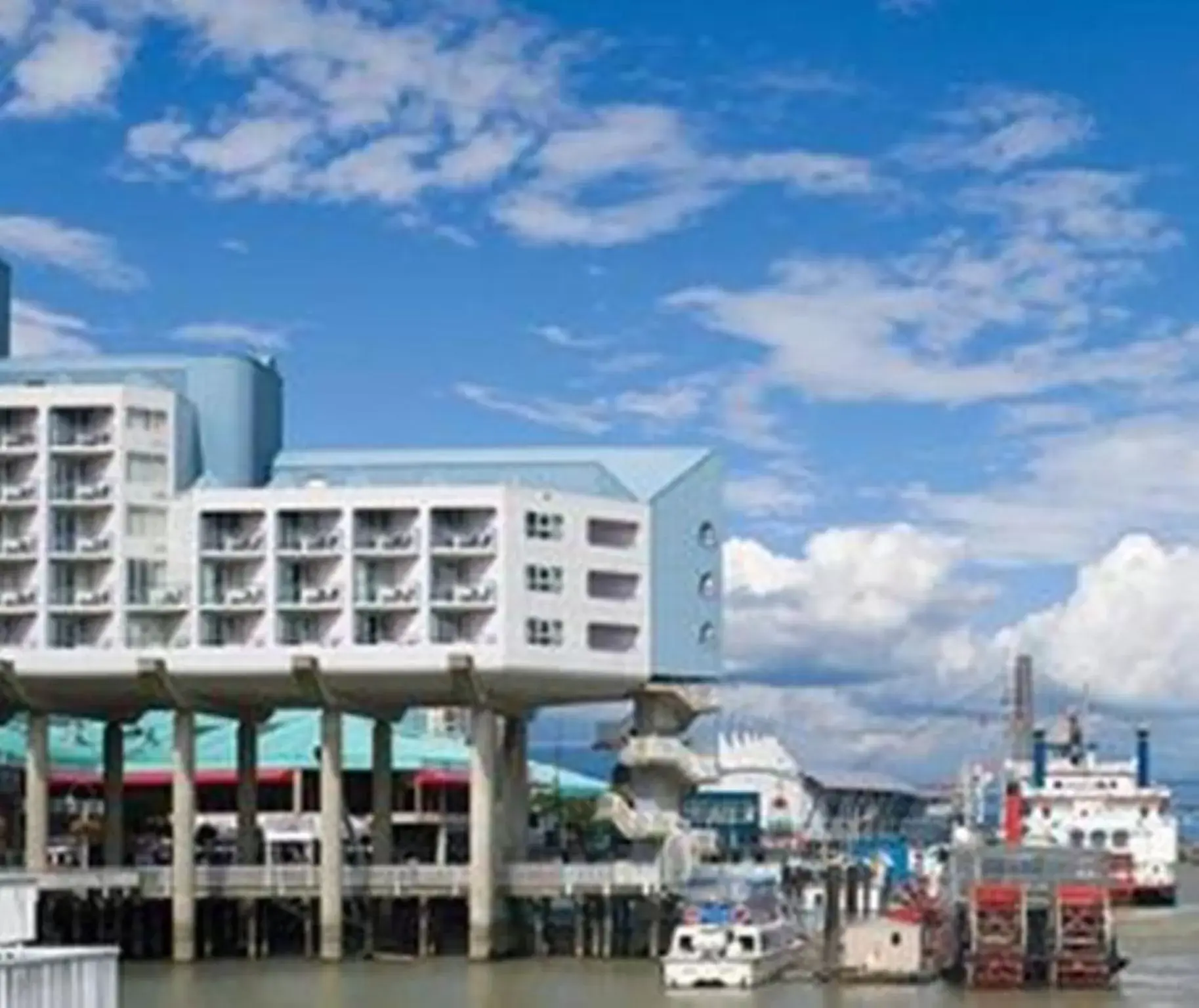 Facade/entrance, Property Building in Inn At The Quay