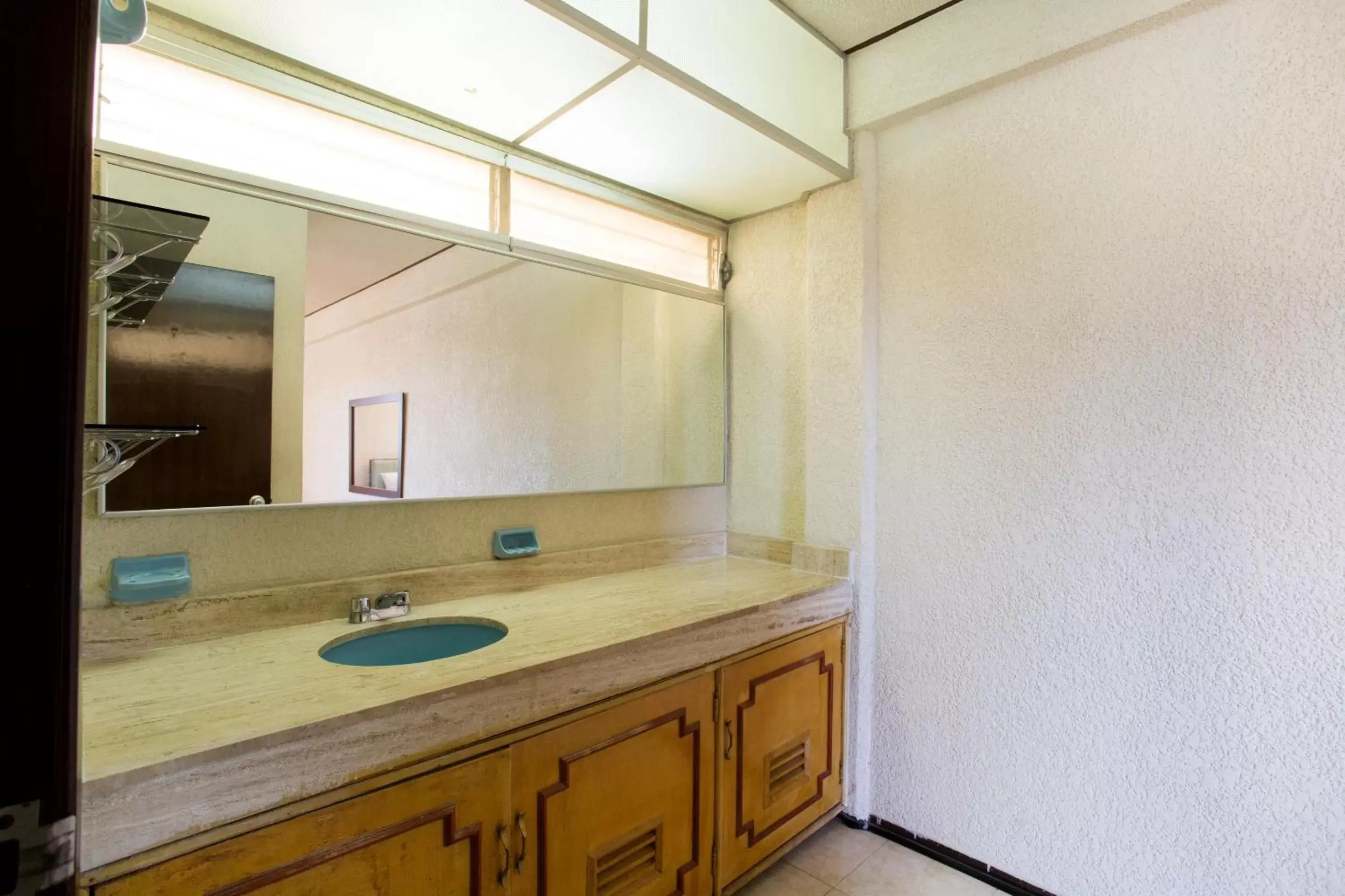 Bathroom in Suites Del Sol