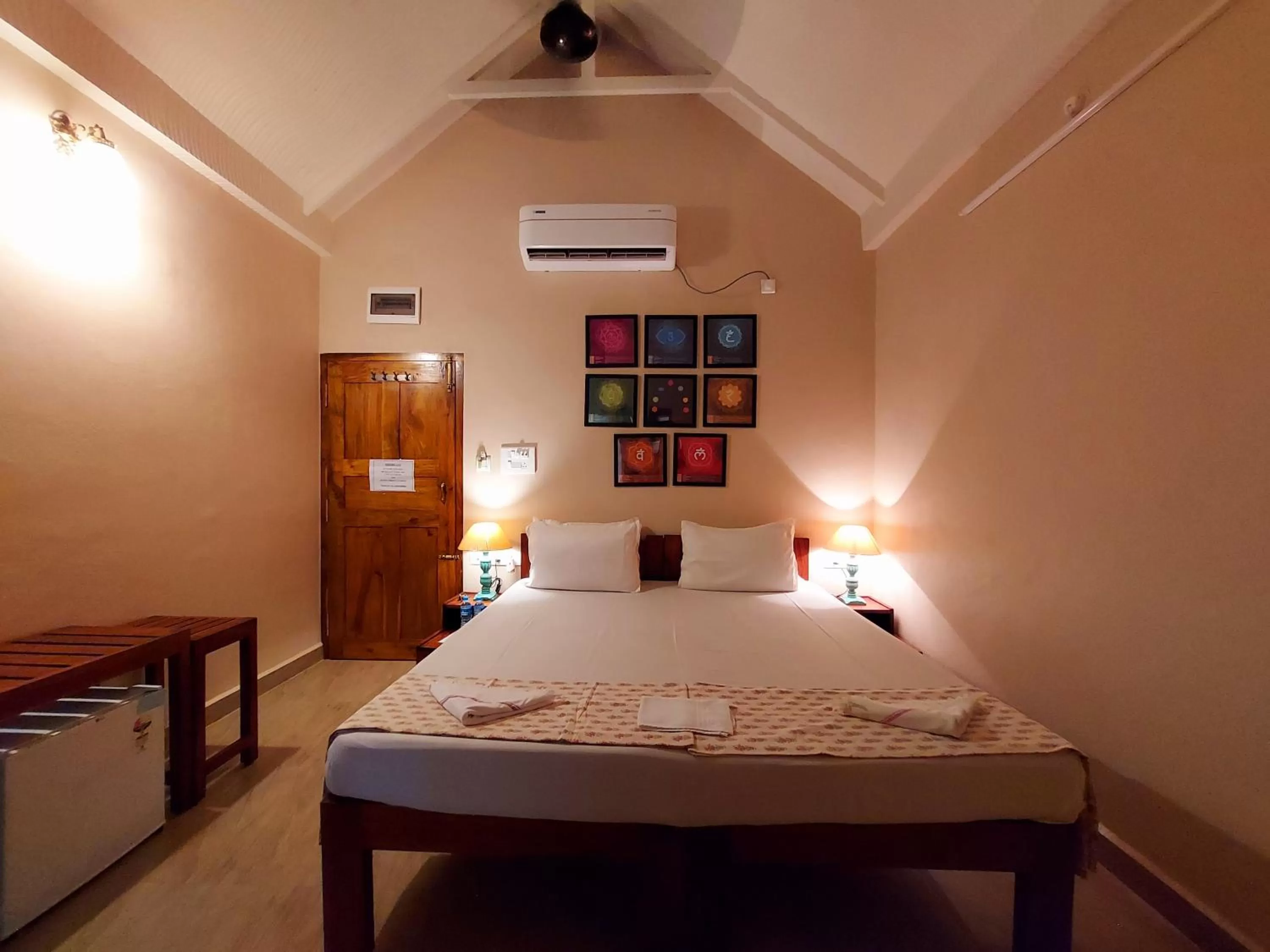 Bed in OmBodhi Retreat