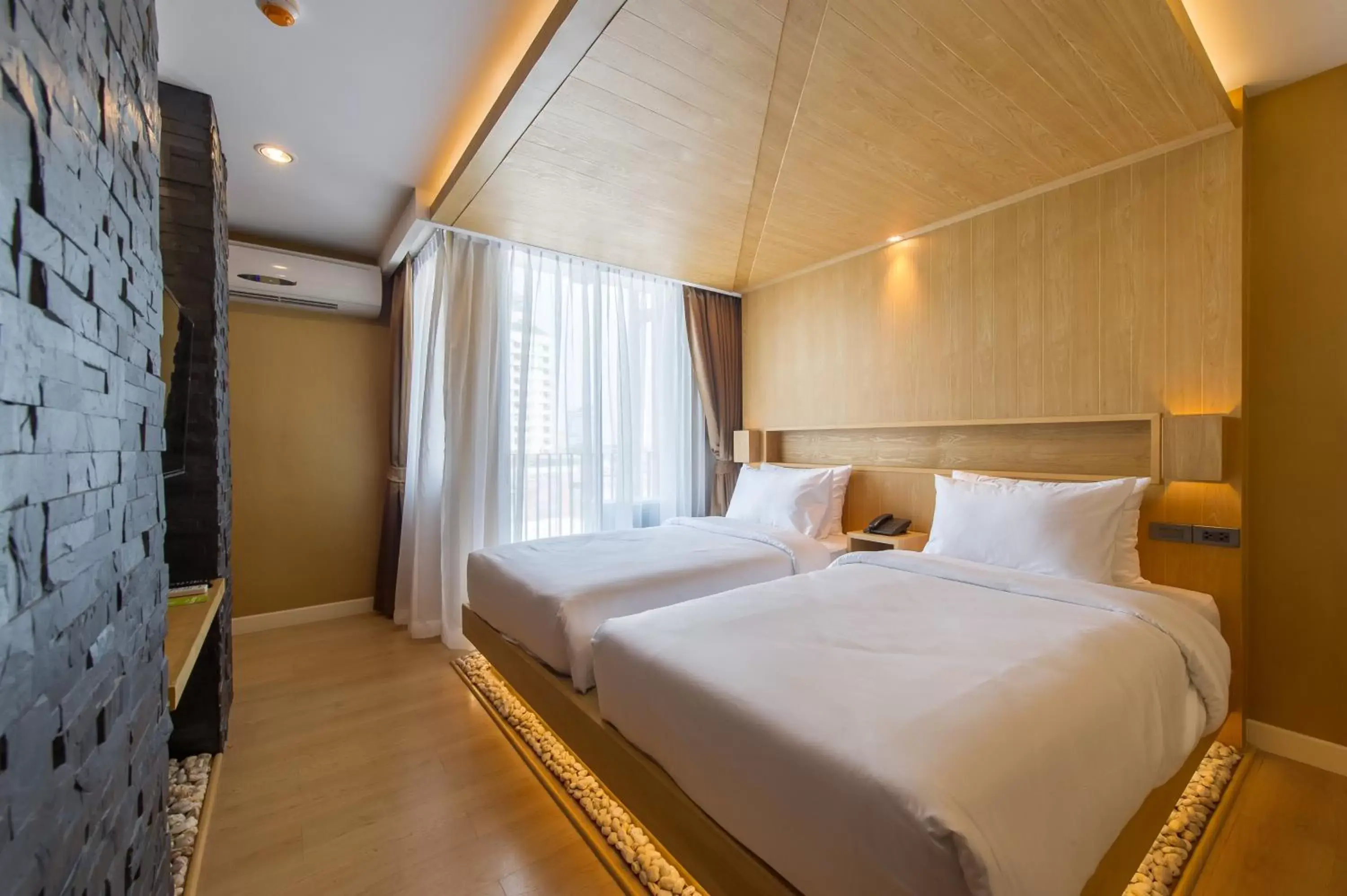 Photo of the whole room, Bed in Zenniq Photo of the whole room, Bed in Zenniq