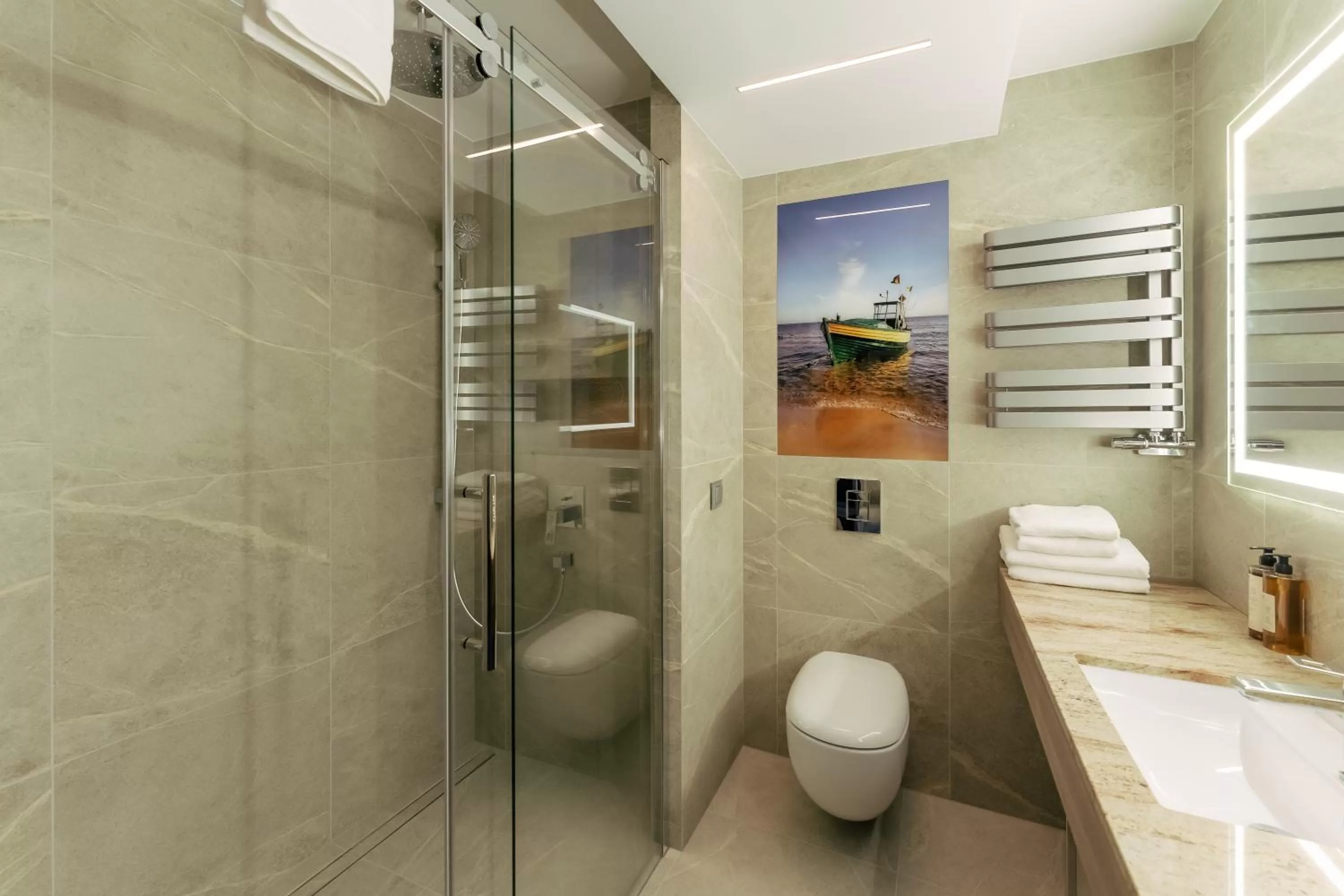 Bathroom in Hotel Unitral SPA w Mielnie