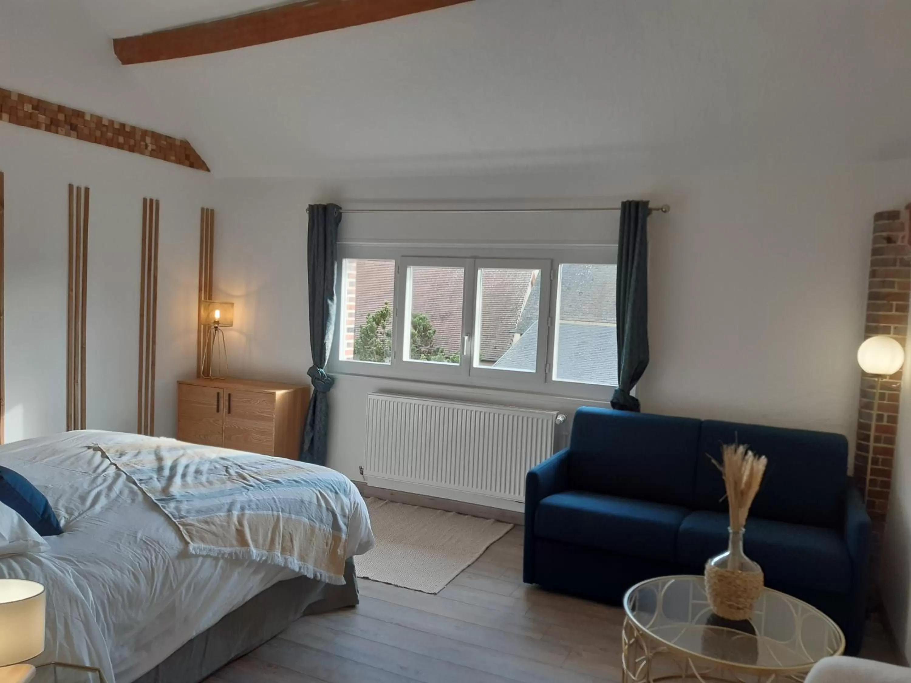 Bedroom, Bed in Au Charme de l'Eure