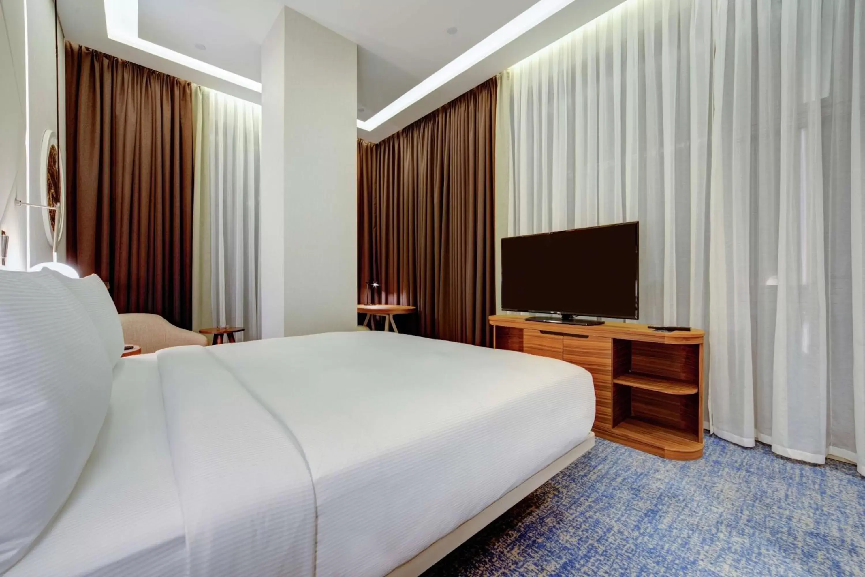 Bed in DoubleTree by Hilton Adana