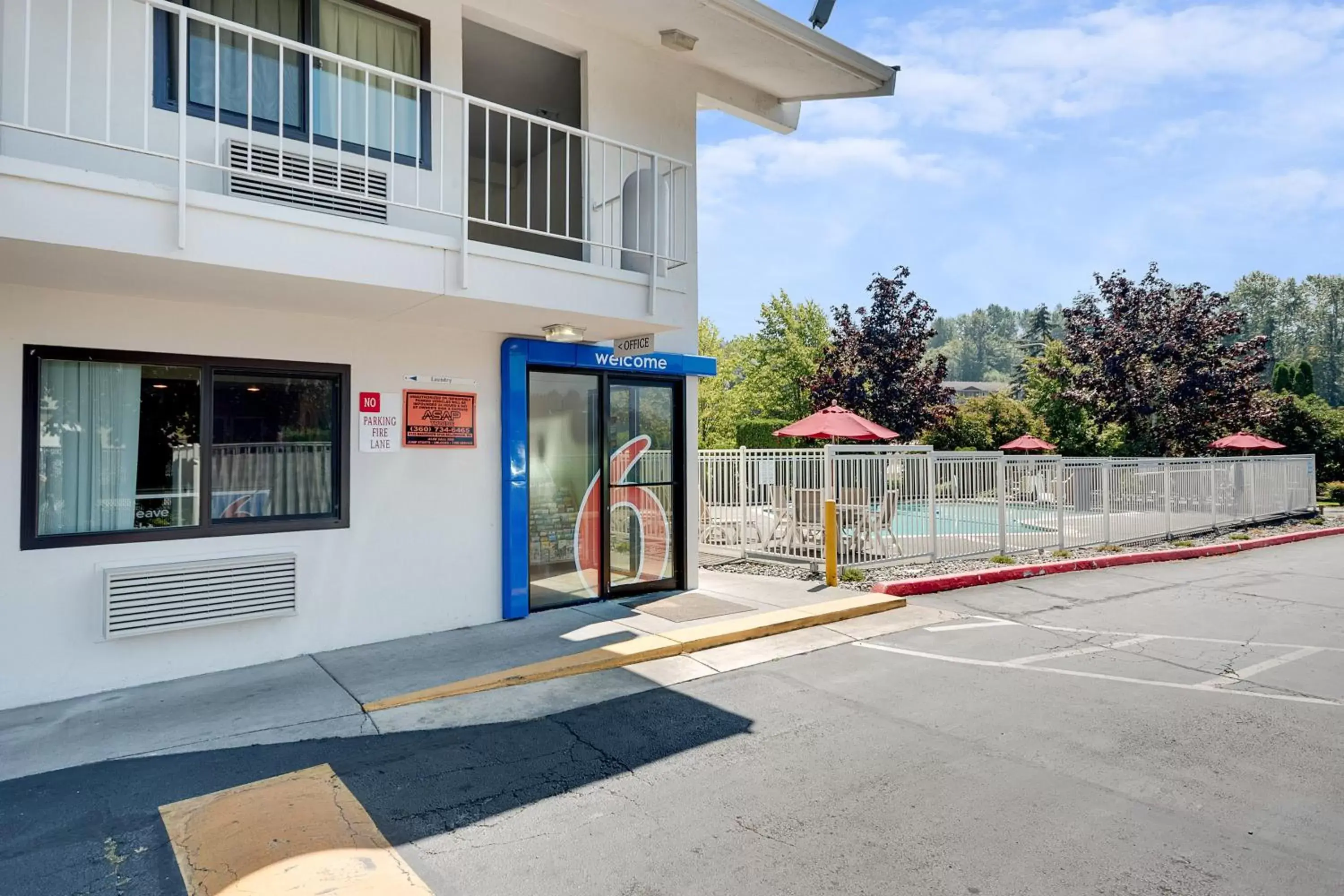 Facade/Entrance in Motel 6-Bellingham, WA