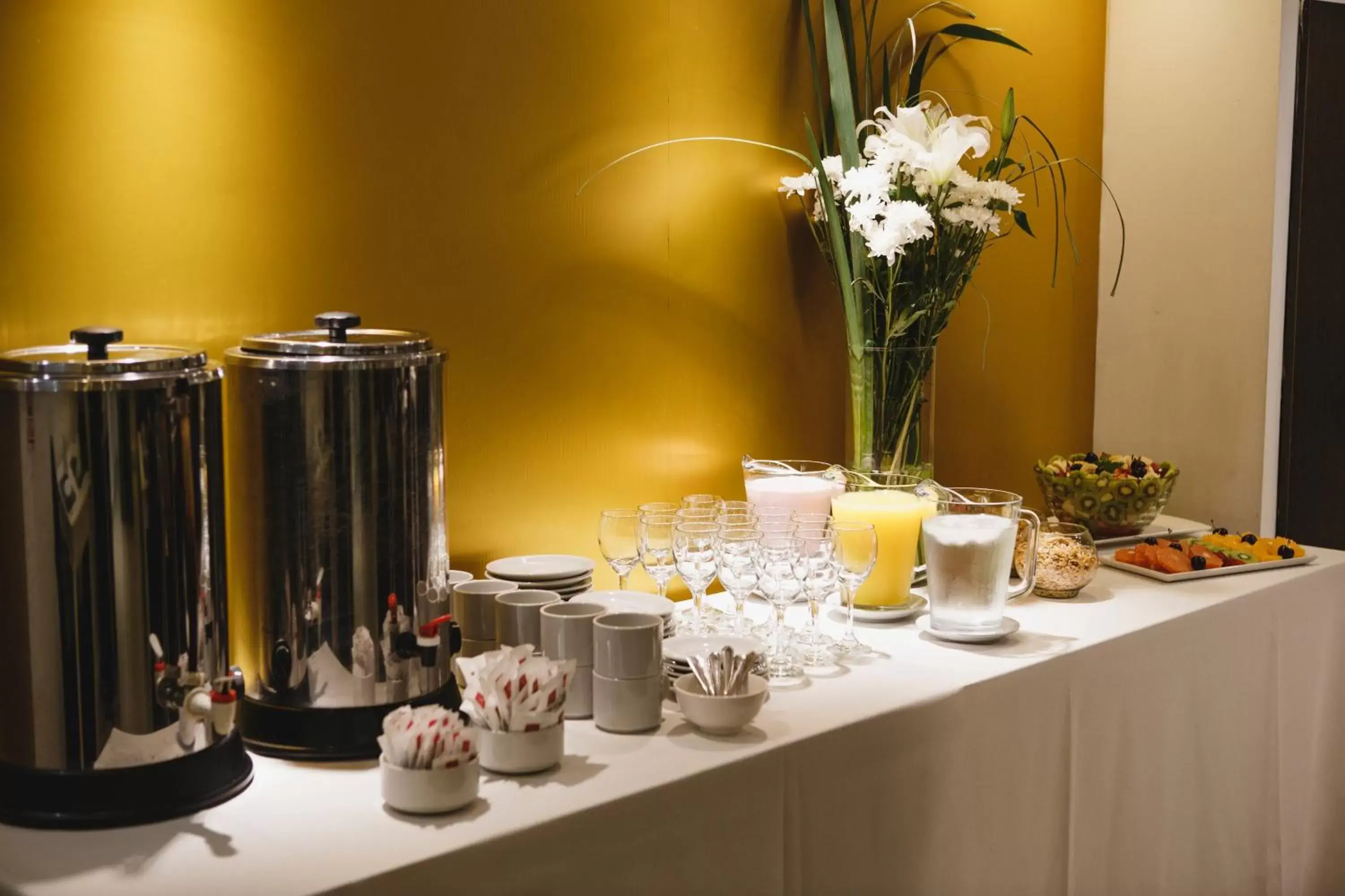 Food and drinks in Ker Urquiza Hotel Food and drinks in Ker Urquiza Hotel