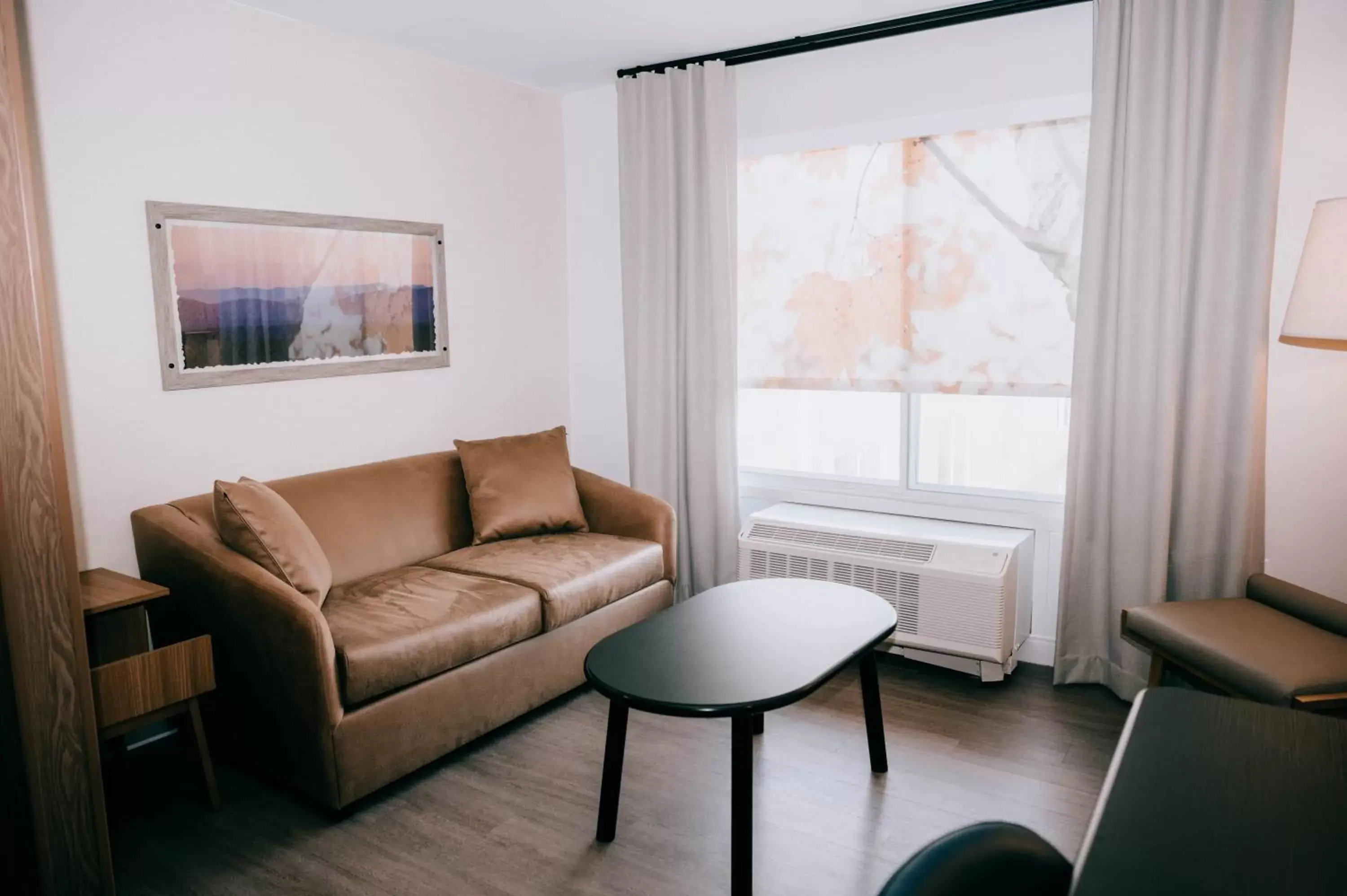 Seating Area in Fairfield Inn & Suites by Marriott Lexington Georgetown/College Inn