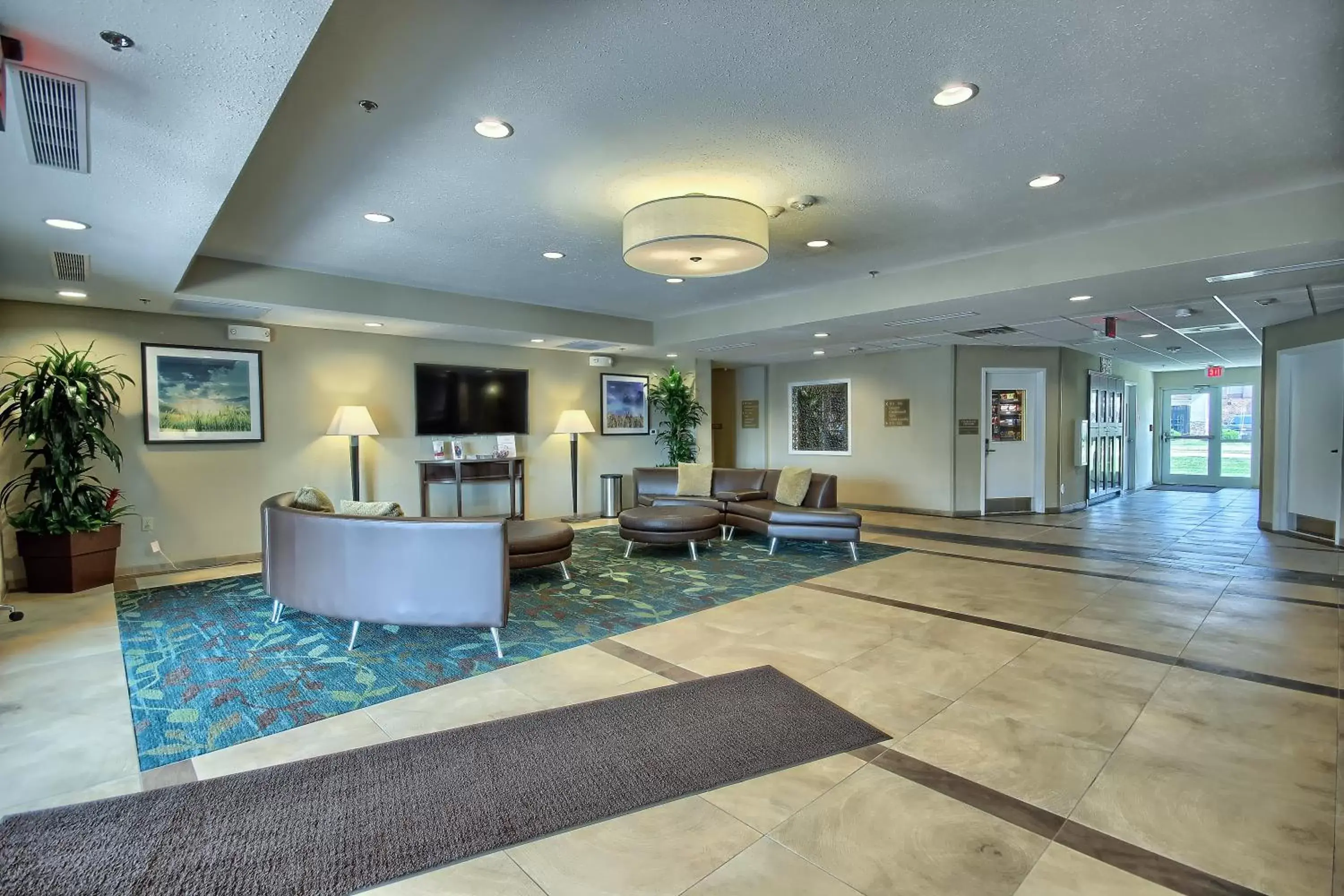 Property building, Lobby/Reception in Candlewood Suites Columbus - Grove City, an IHG Hotel