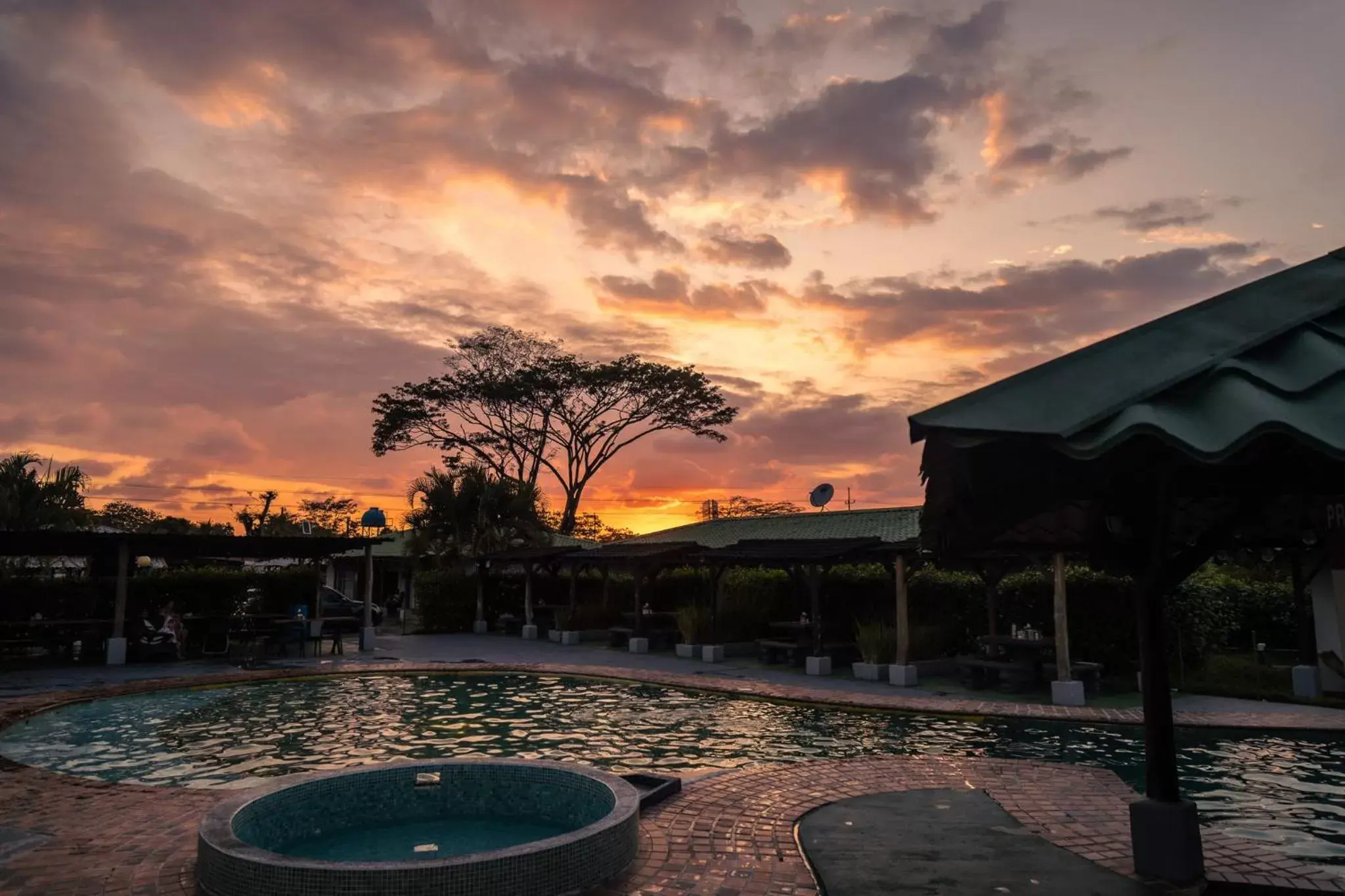 Swimming Pool in Hotel El Rancho