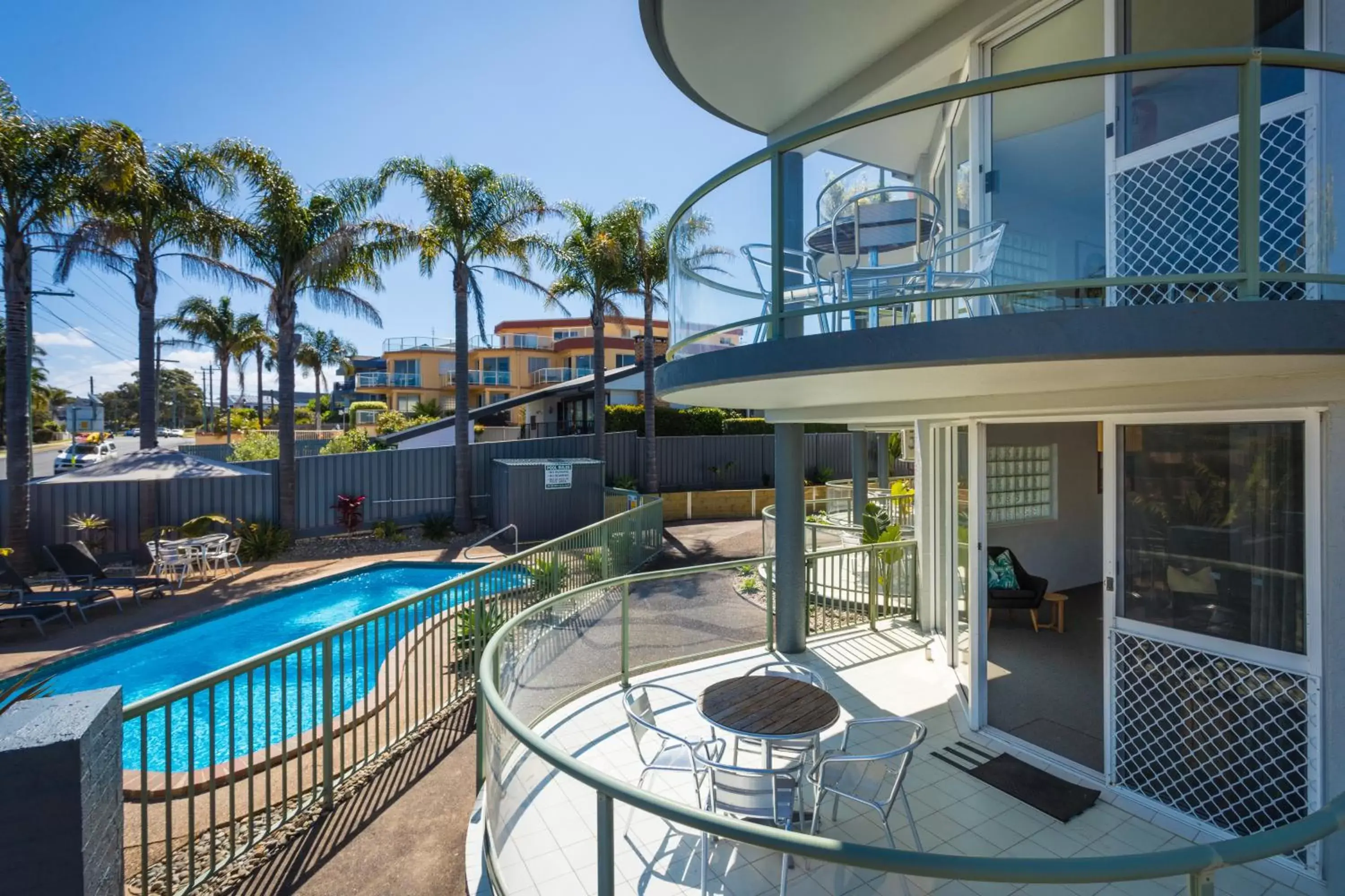 Pool view, Swimming Pool in The Palms Apartments