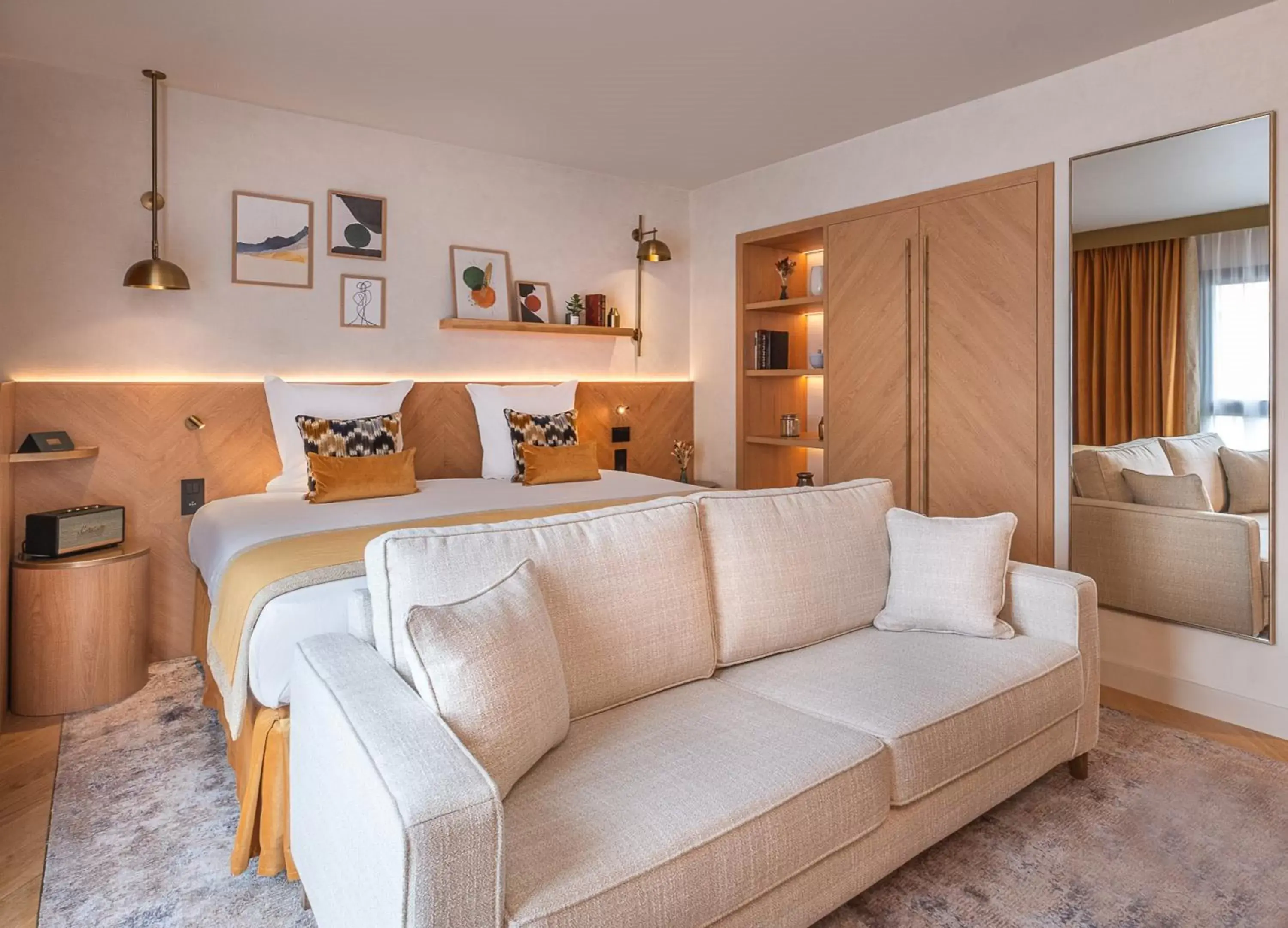 Bedroom, Seating Area in Hôtel Burdigala by Inwood Hotels