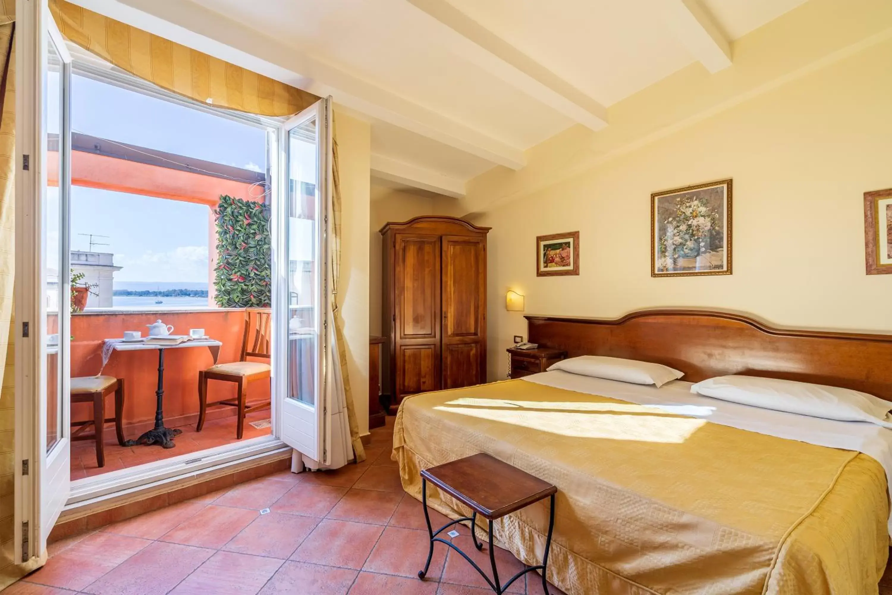 Bed in Hotel Mediterraneo