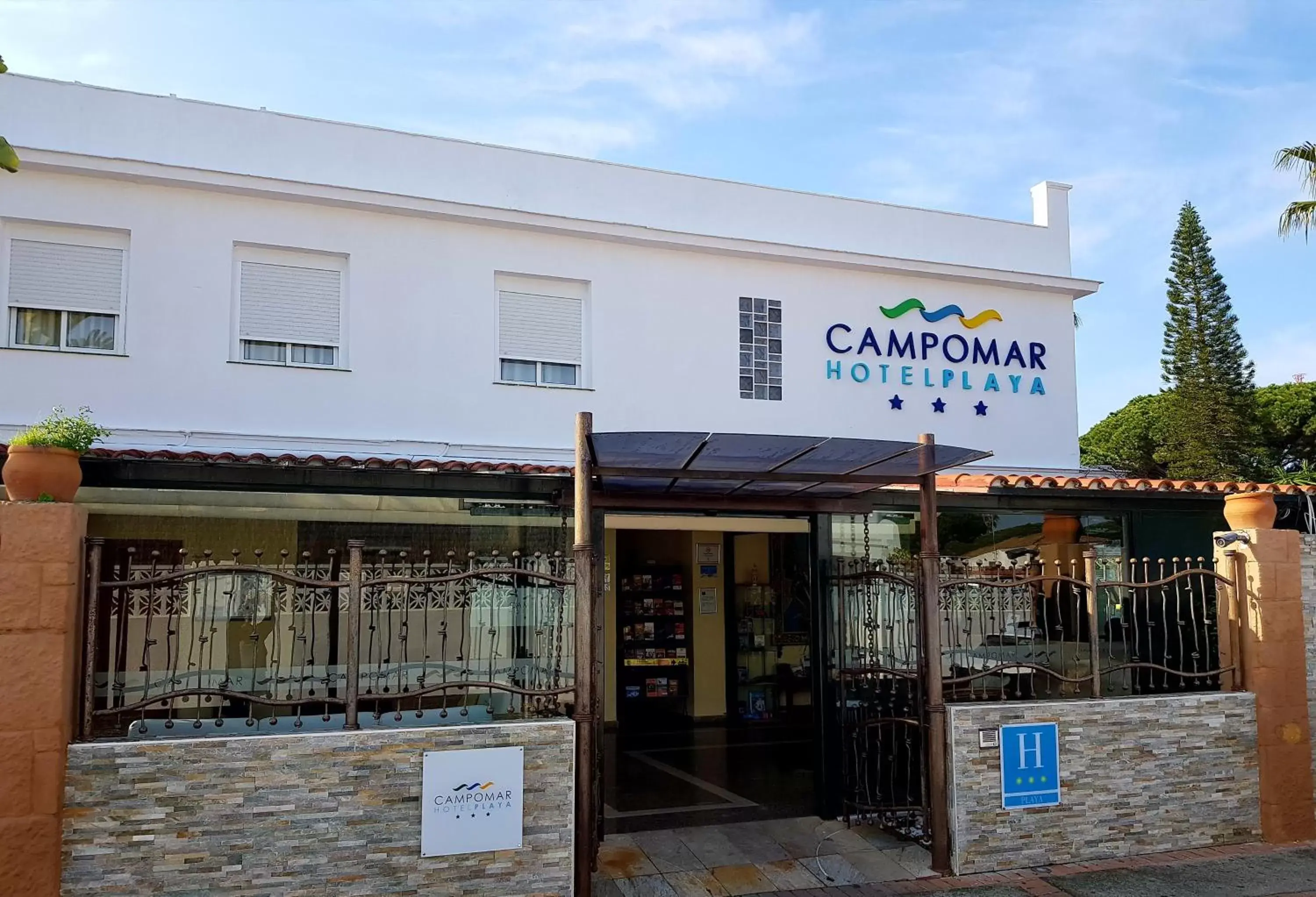 Facade/entrance, Property Building in Campomar Playa