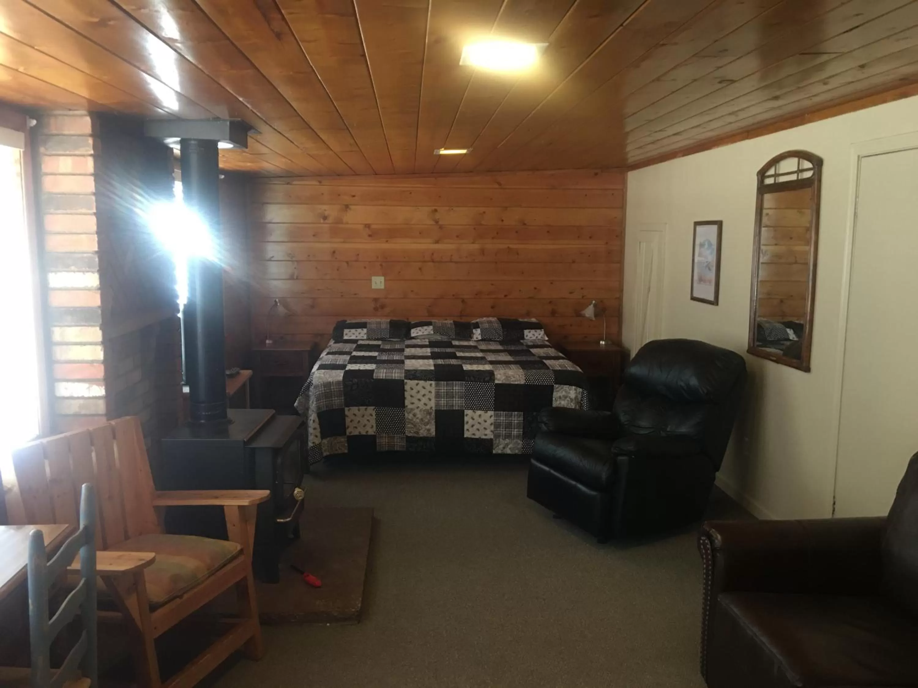 Bed in Rainbows End Fishing Resort