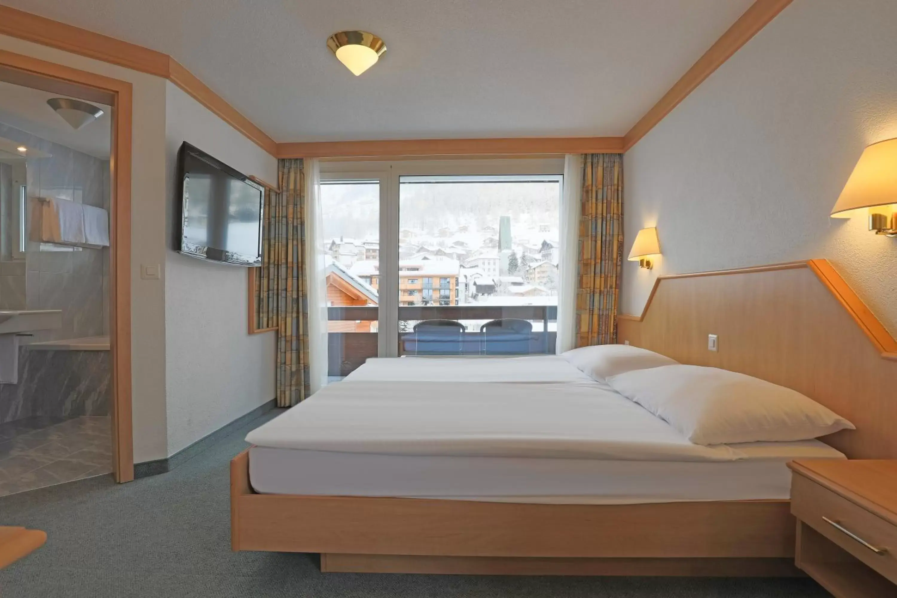 Photo of the whole room, Bed in Hotel Alpin Superior