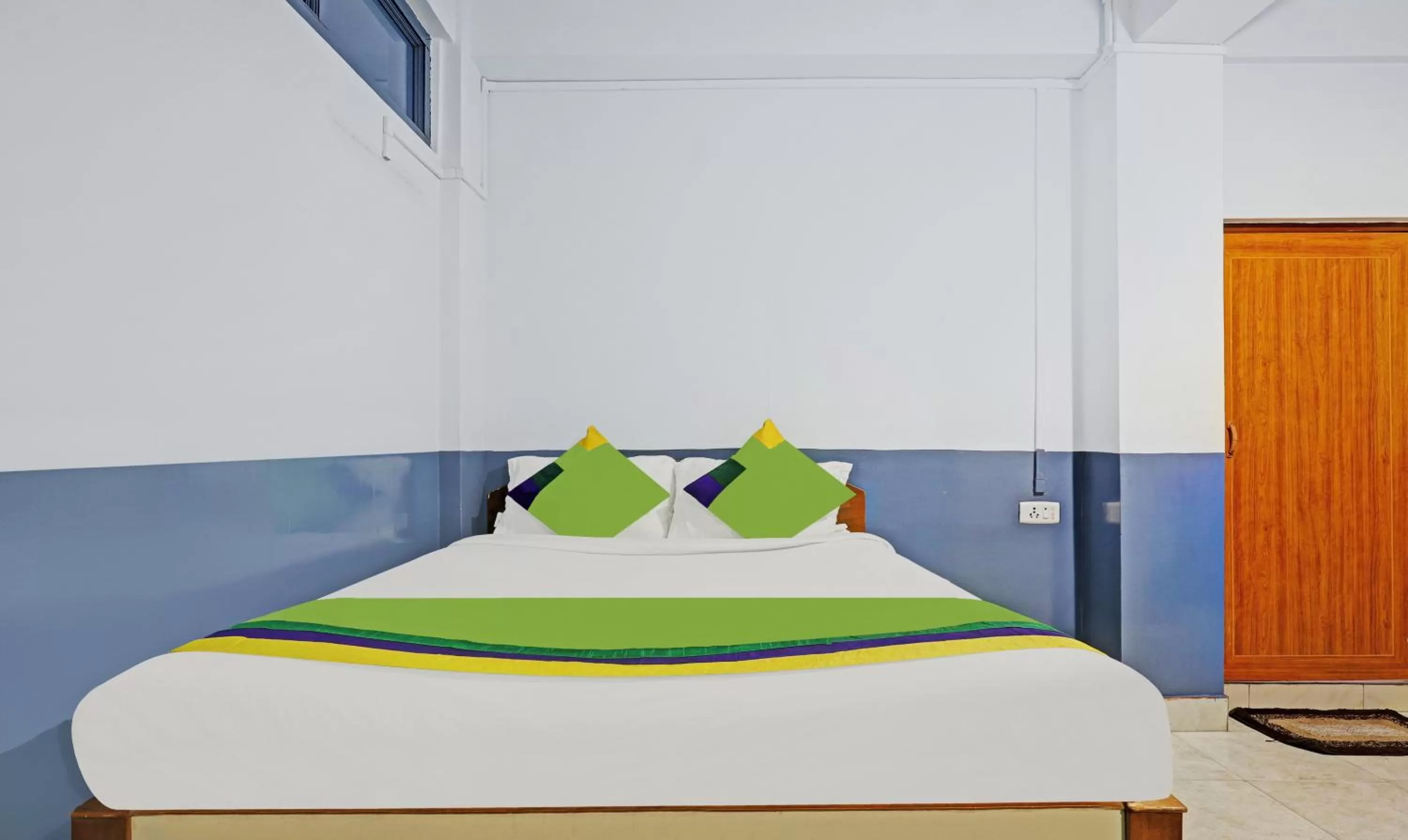 Bed in Itsy Hotels Shillong Tower Guesthouse