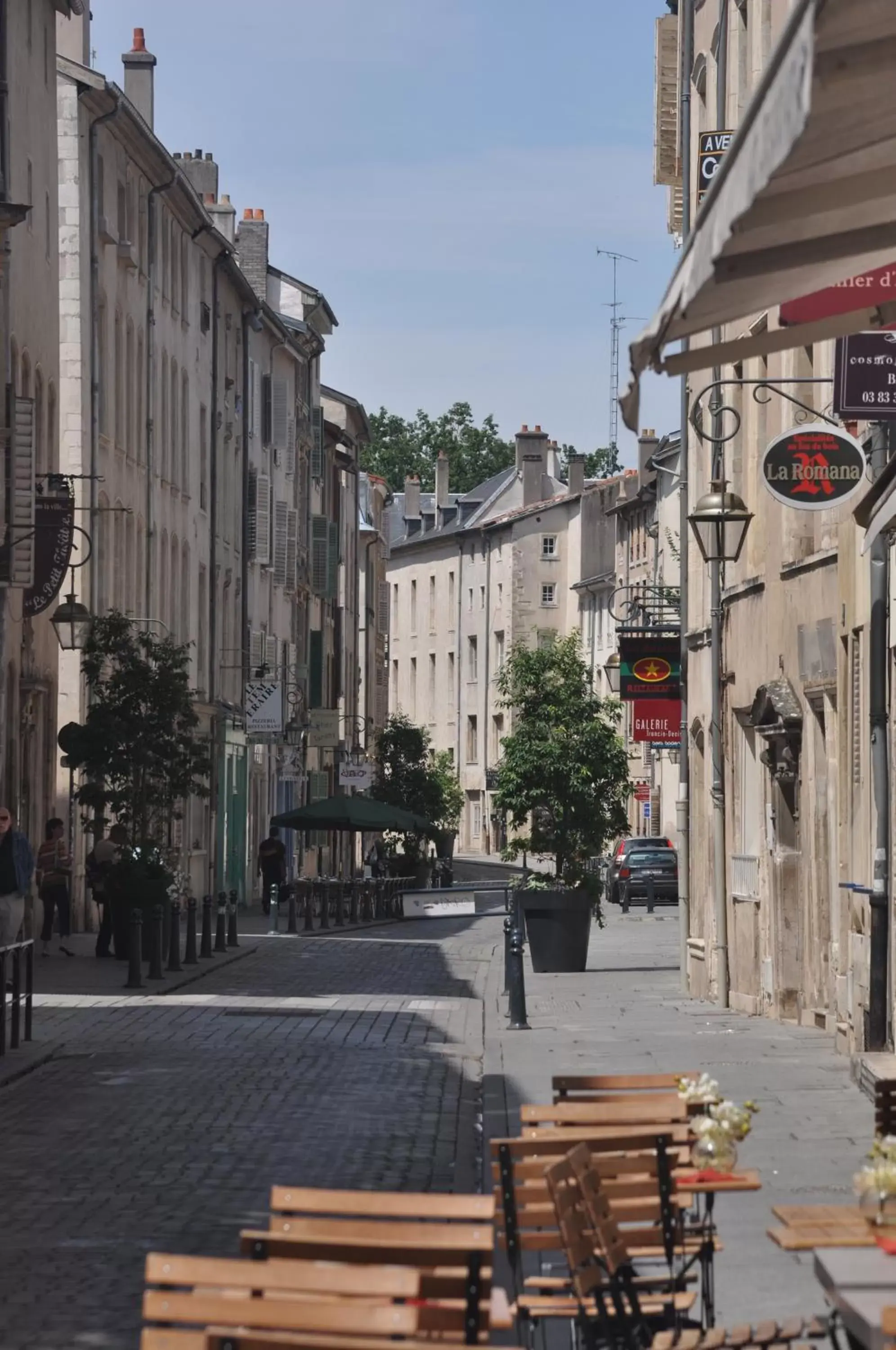 Street view in Hotel Foch Nancy Gare