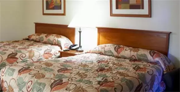 Queen Room with Two Queen Beds in Premier Inns Tolleson
