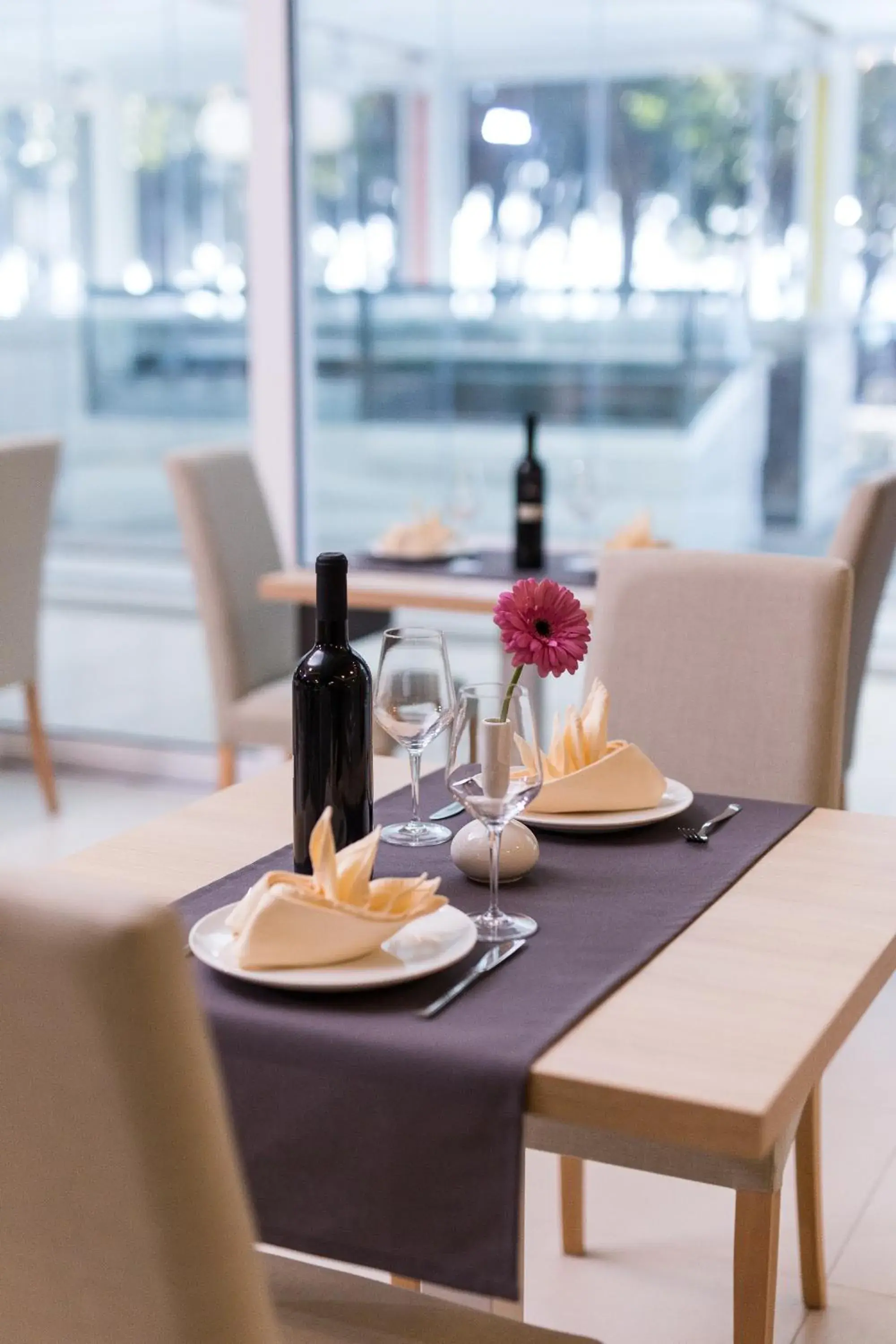 Restaurant/Places to Eat in Hotel Crikvenica