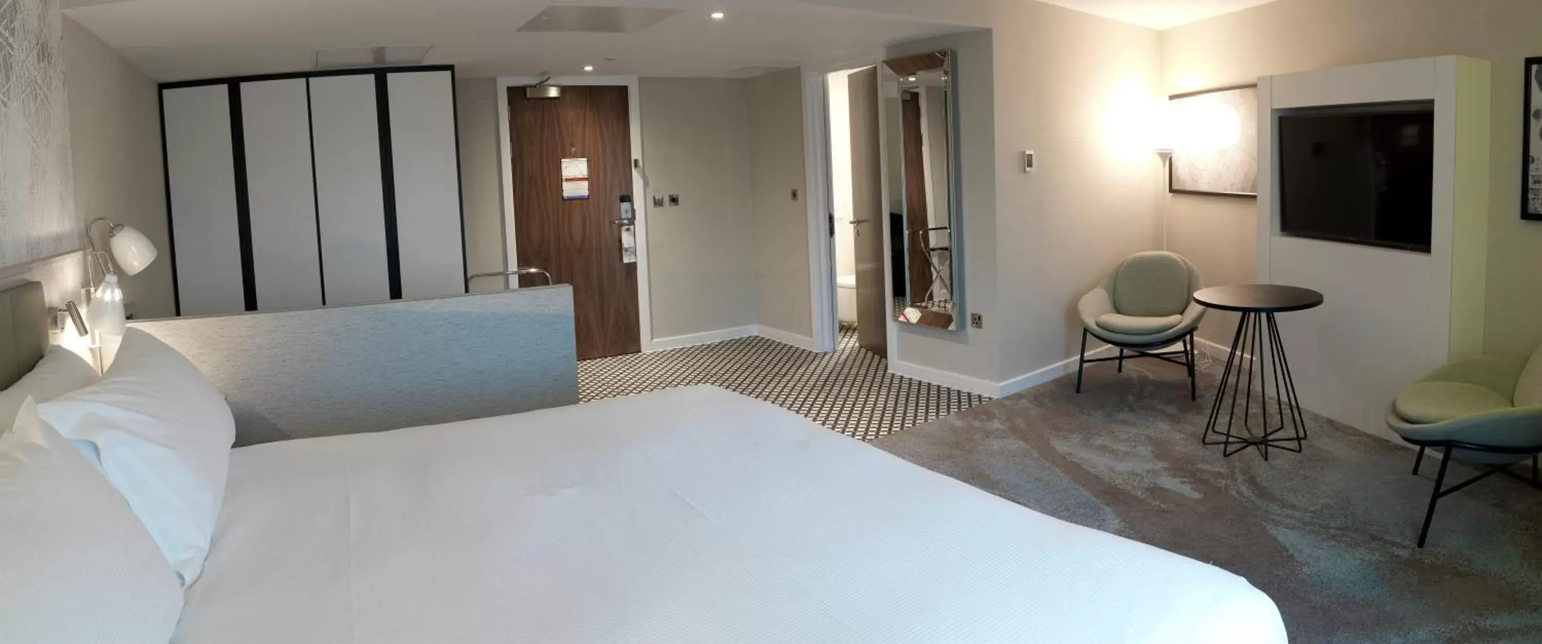 Bedroom, Bed in DoubleTree by Hilton Chester