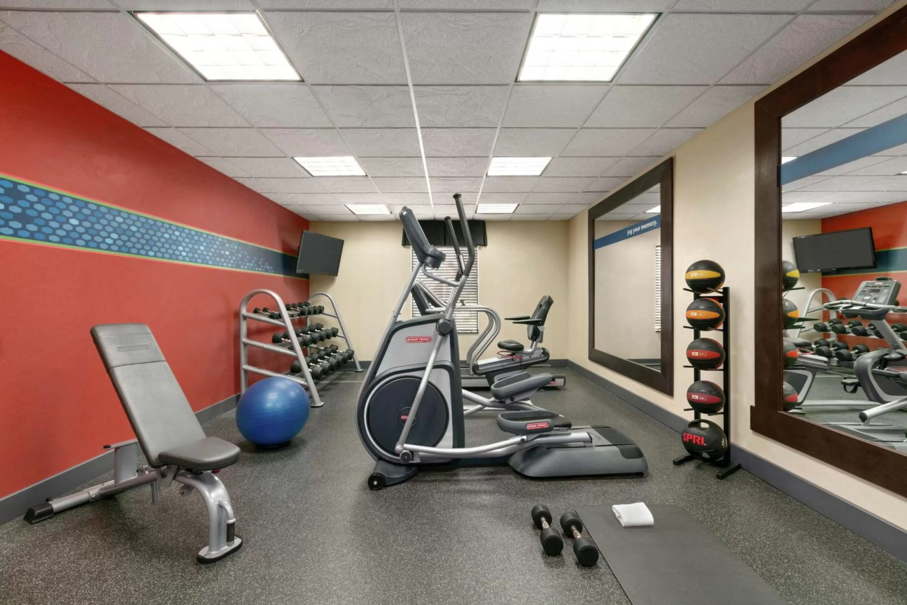 Fitness centre/facilities in Hampton Inn & Suites Lawton