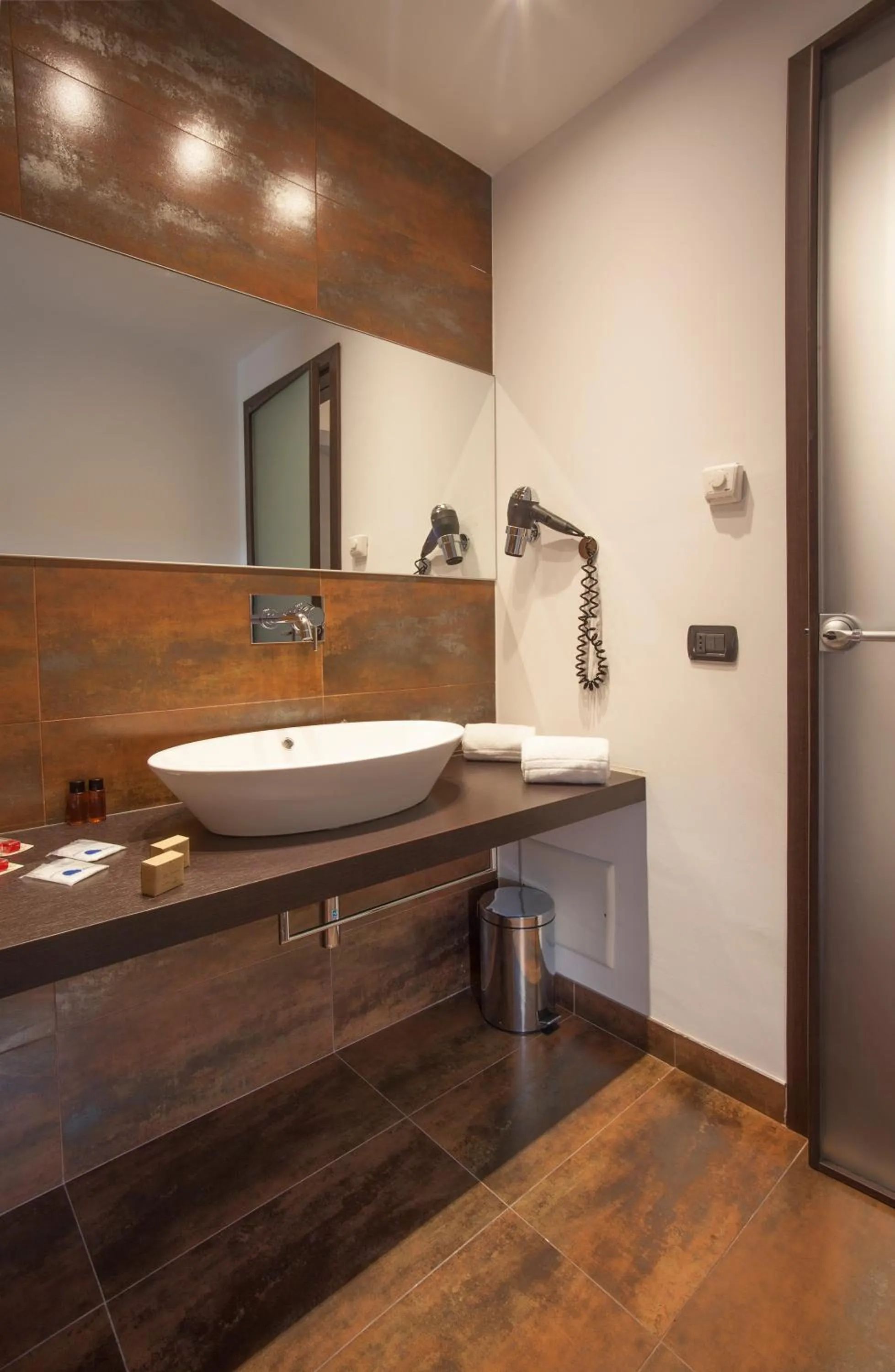 Bathroom in San Giorgio Palace Hotel Ragusa Ibla