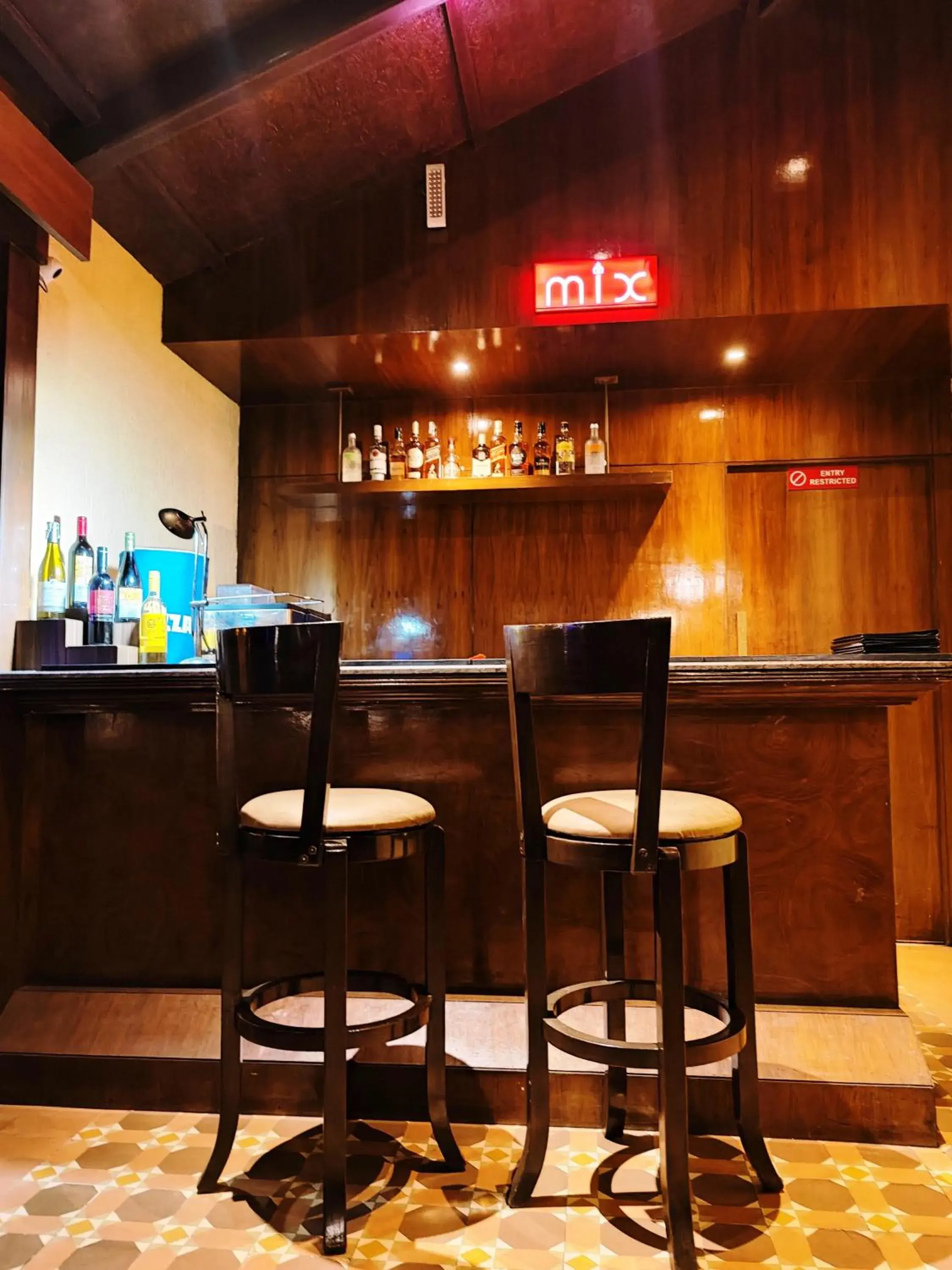 Lounge or bar in Regenta MPG Club Mahabaleshwar