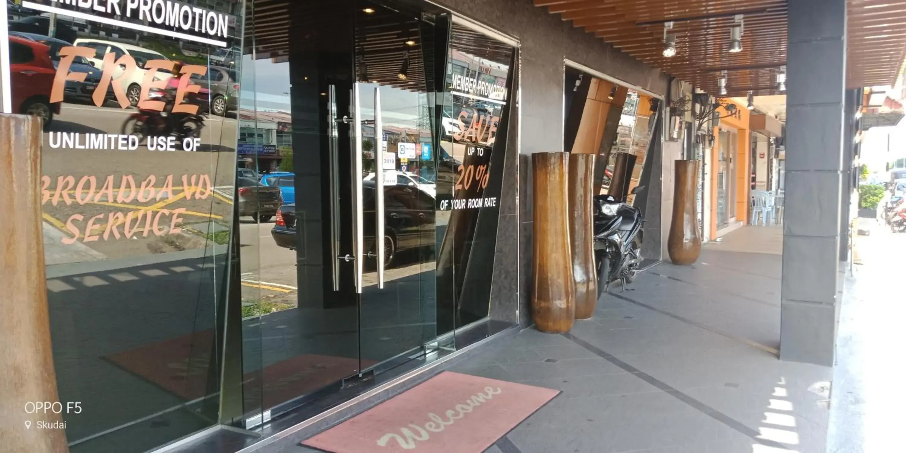 Facade/entrance in T Hotel Johor Bahru Facade/entrance in T Hotel Johor Bahru