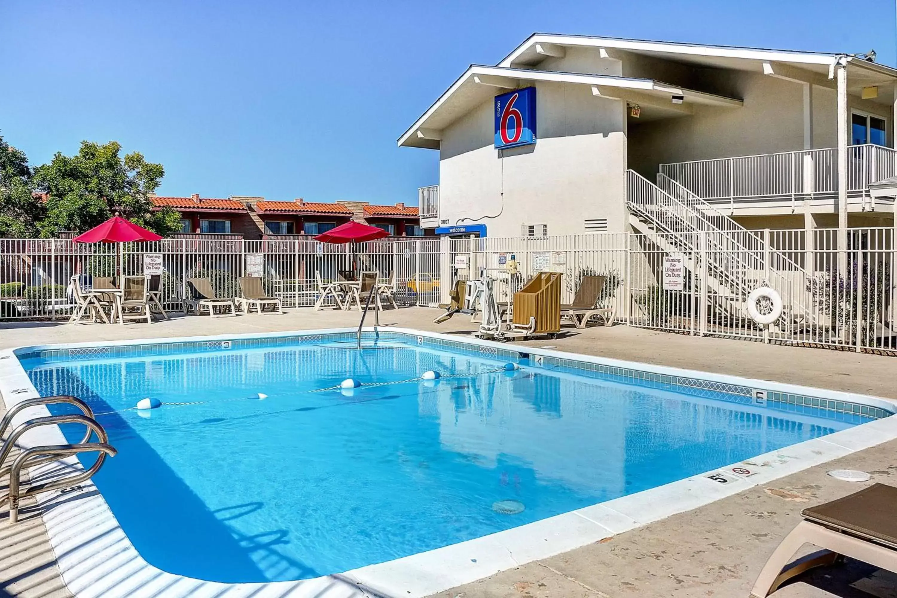 On site, Swimming Pool in Motel 6 Santa Fe