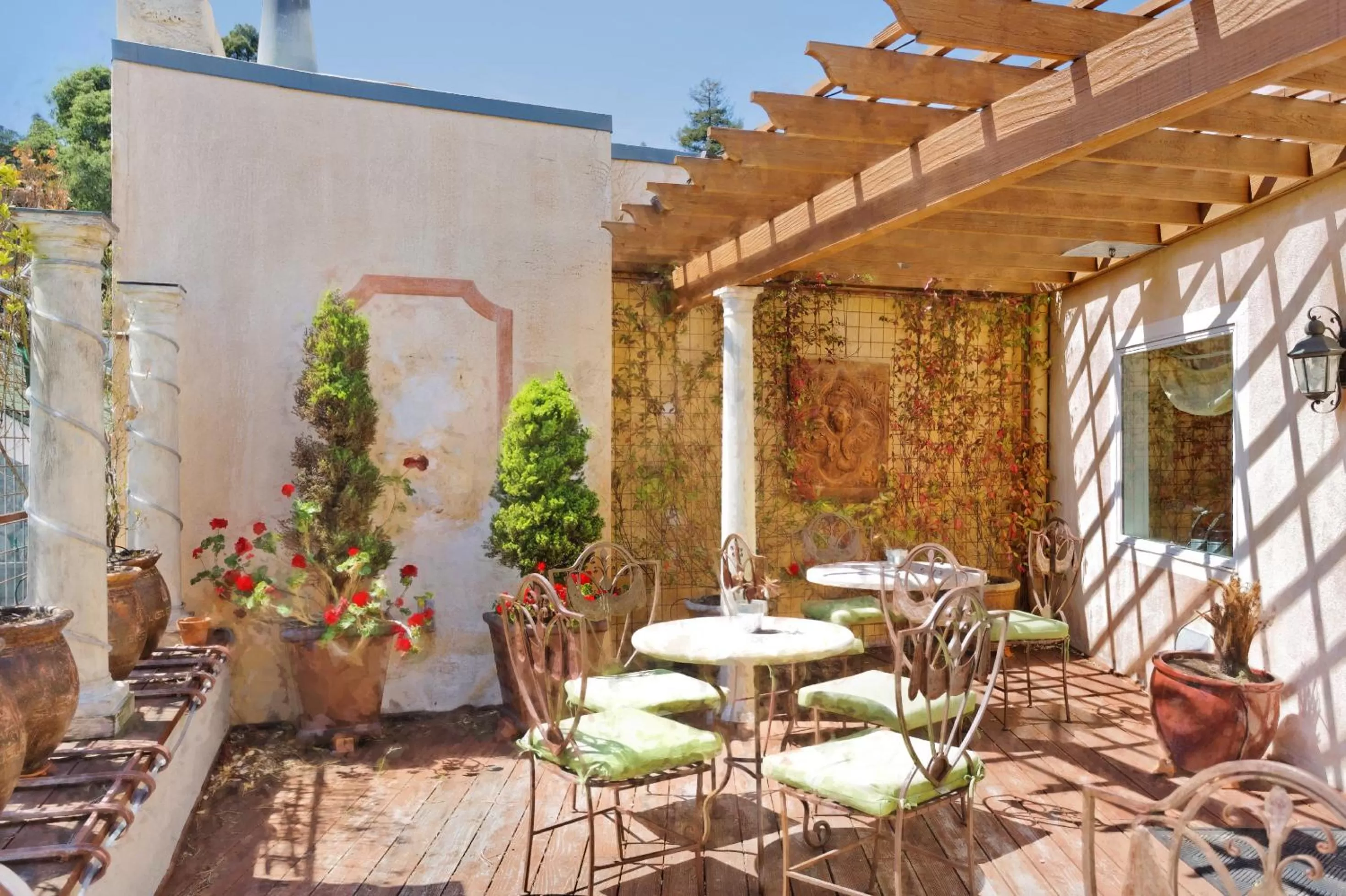 Garden in Hotel Sausalito