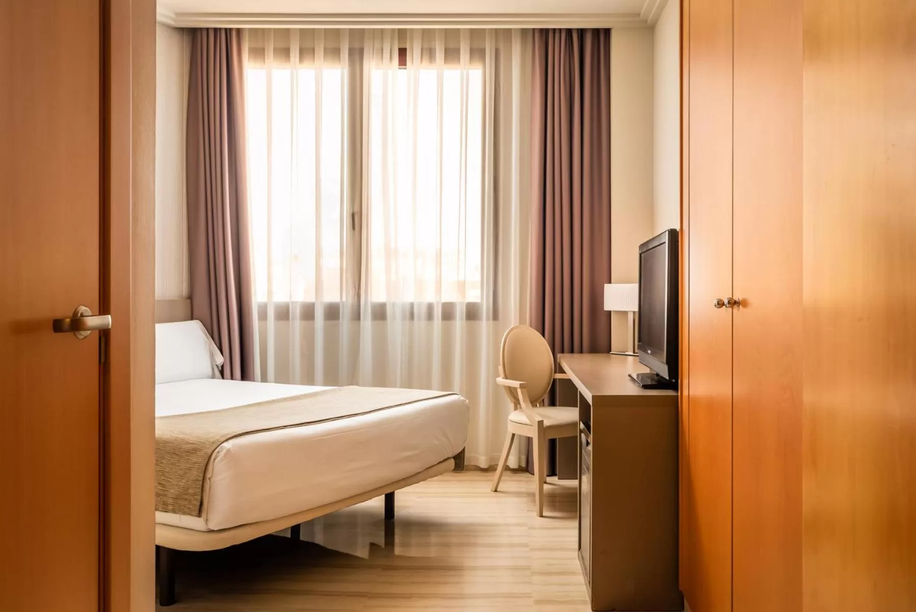 Bed in Hotel SB Ciutat Tarragona