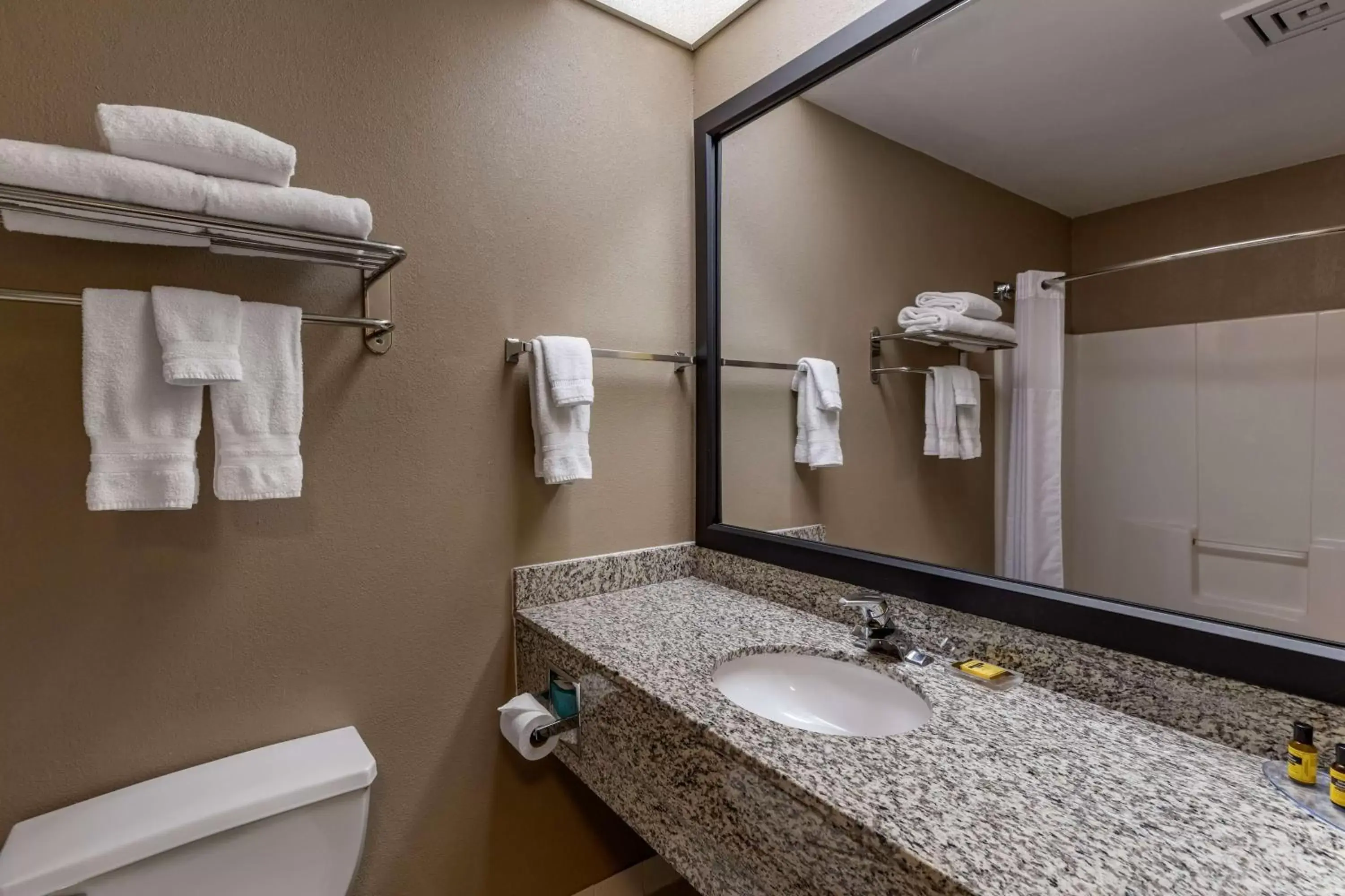 Bathroom in Best Western Plus Boulder Louisville