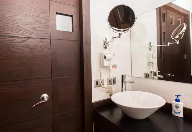 Bathroom in Colombe Hotel Boutique