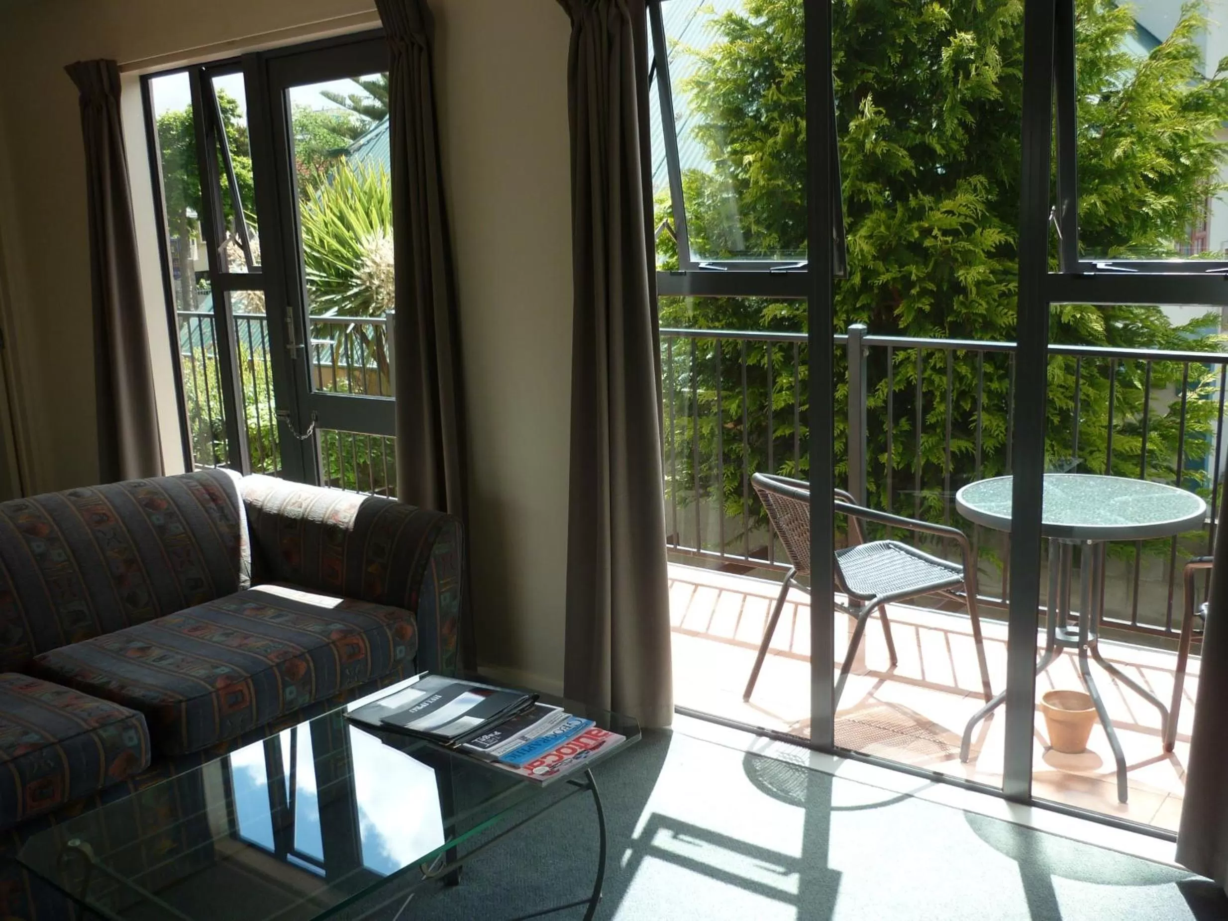 Patio in Chancellor Motor Lodge and Conference Centre