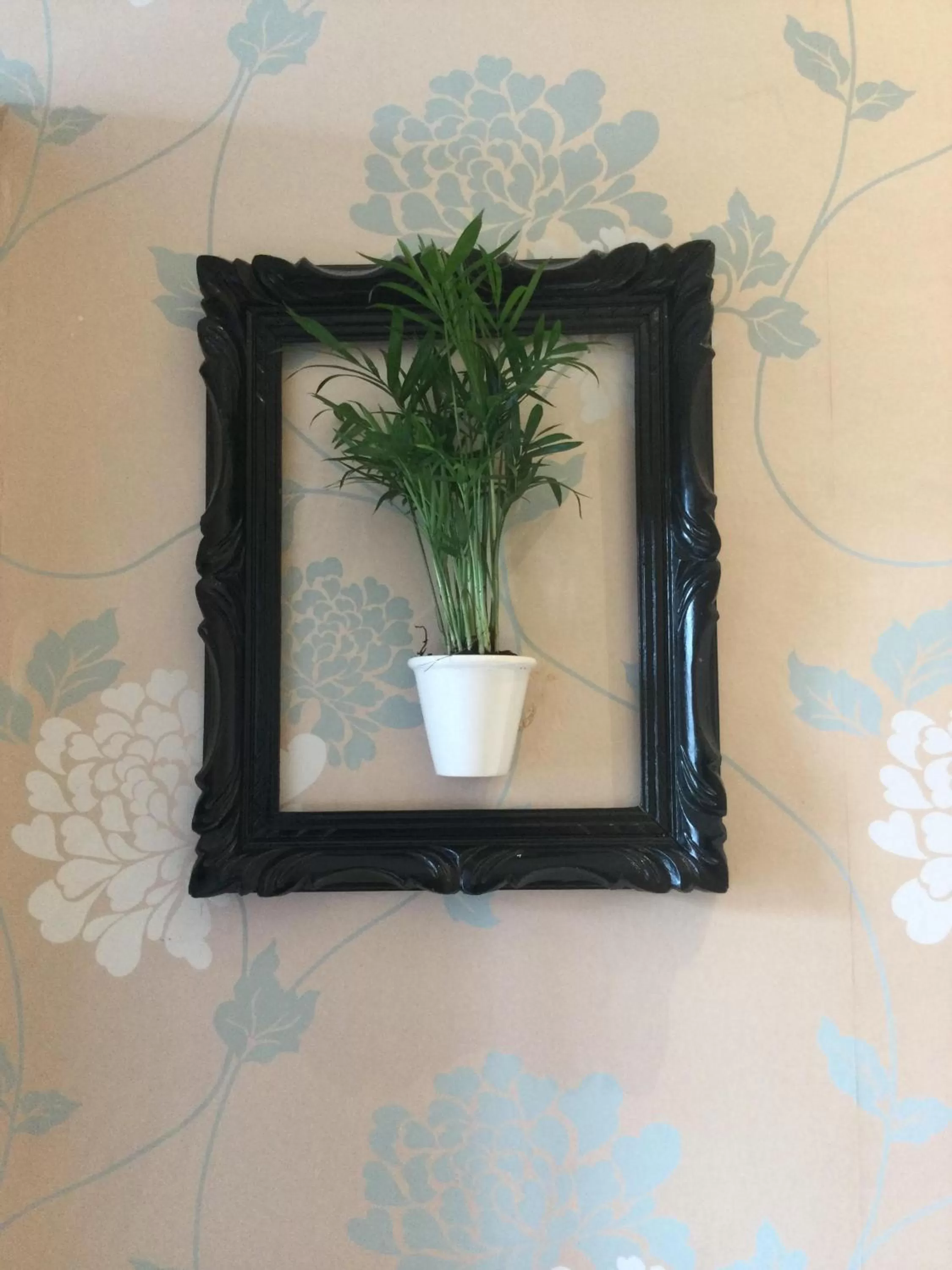 Decorative detail in Saint James House